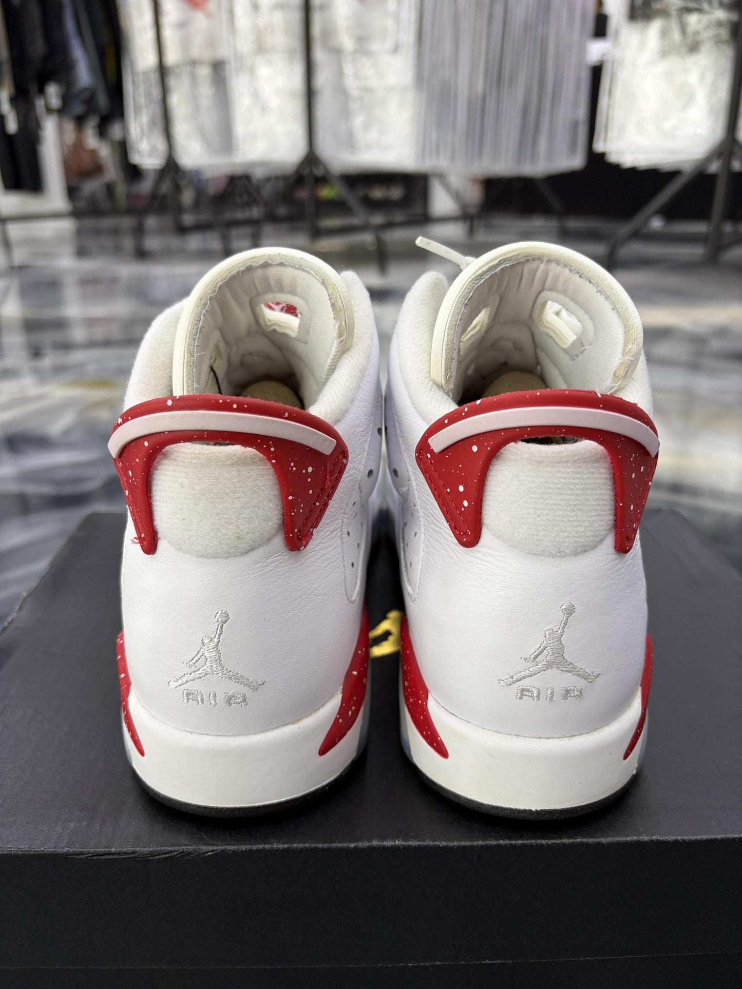 Jordan 6 "Red Oreo" Used Size 6.5Y/8W