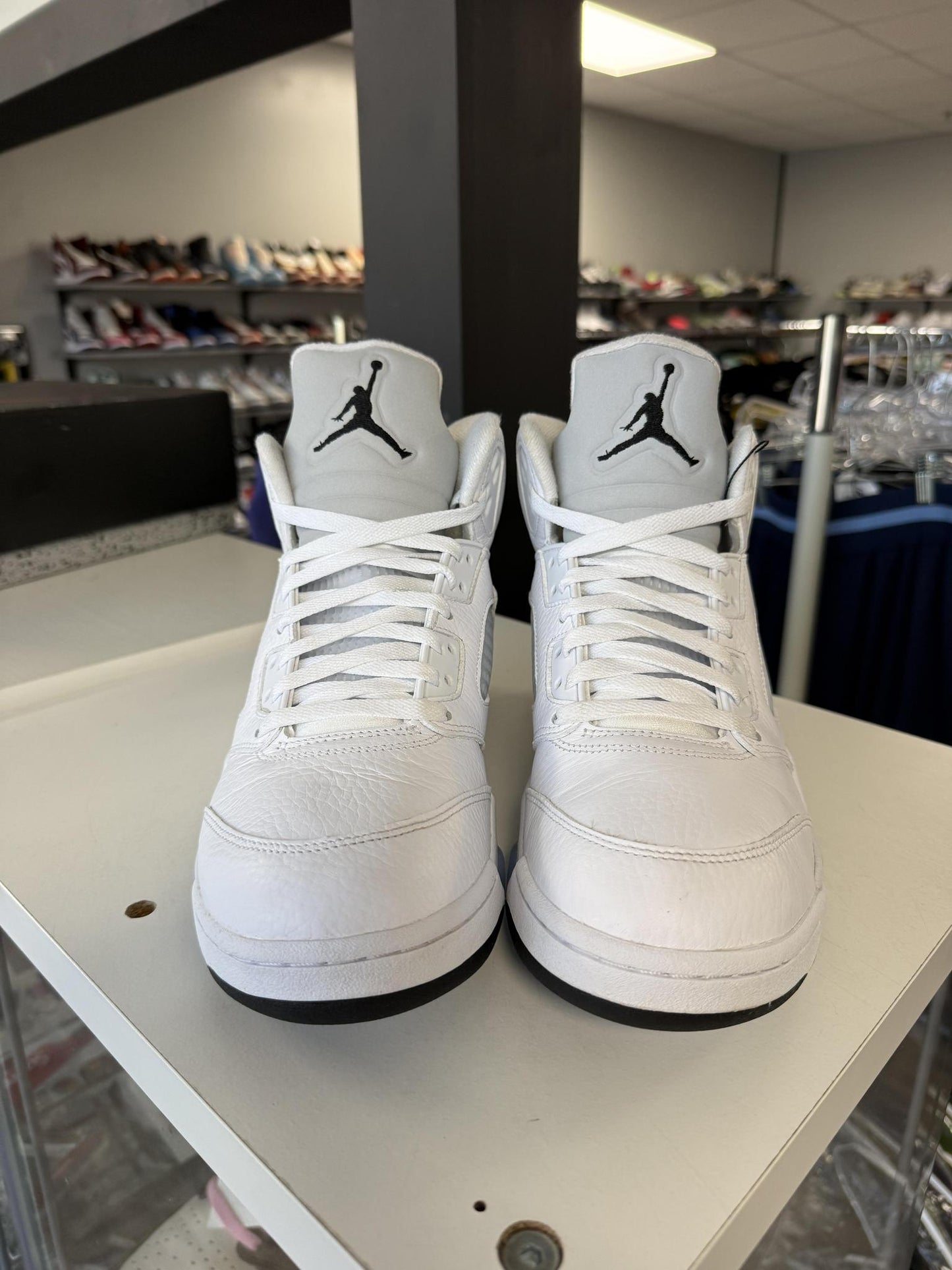 Jordan 5 "White Metallic" Used Size 9.5