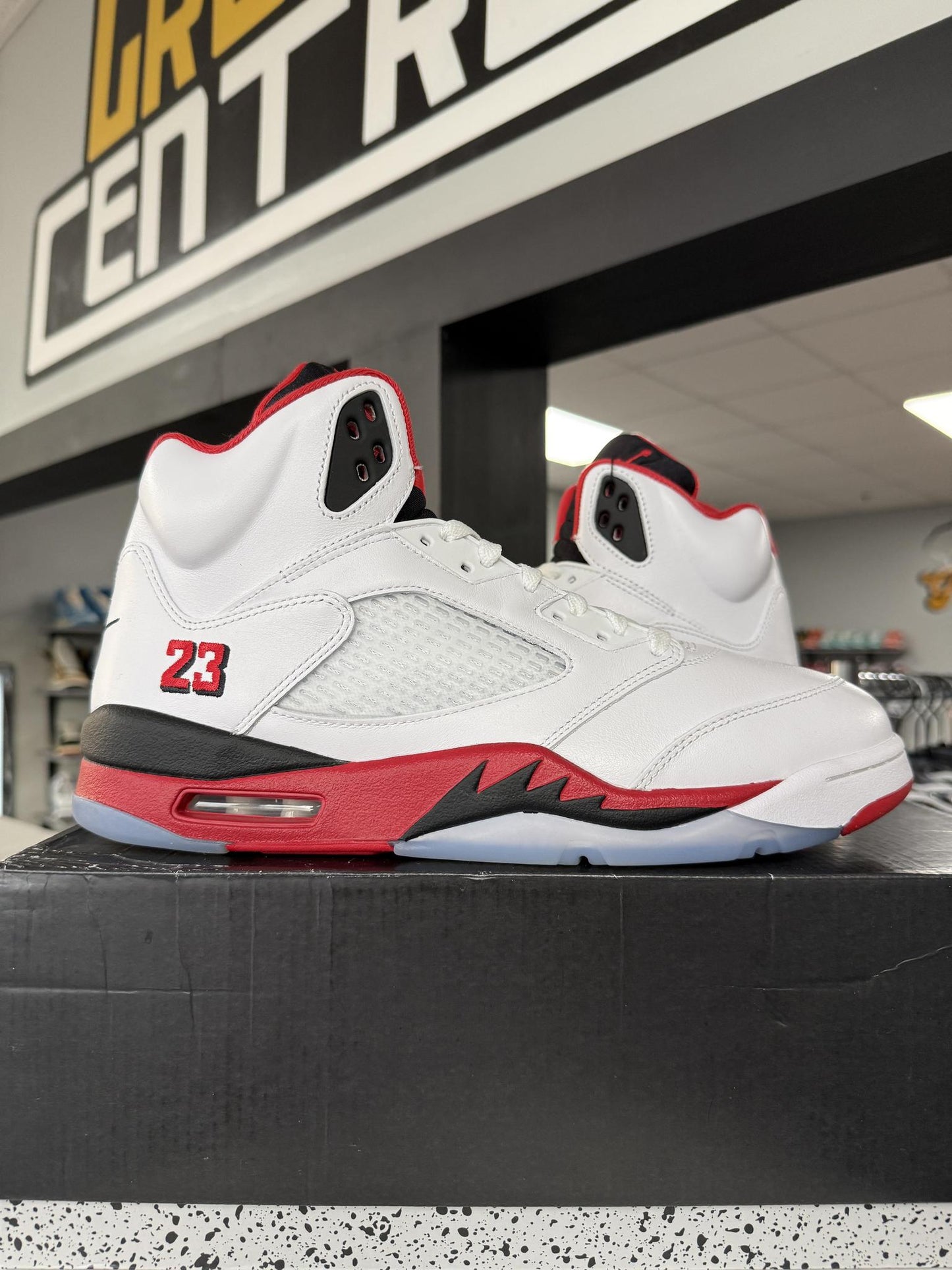 Jordan 5 "Fire Red" Used Size 12