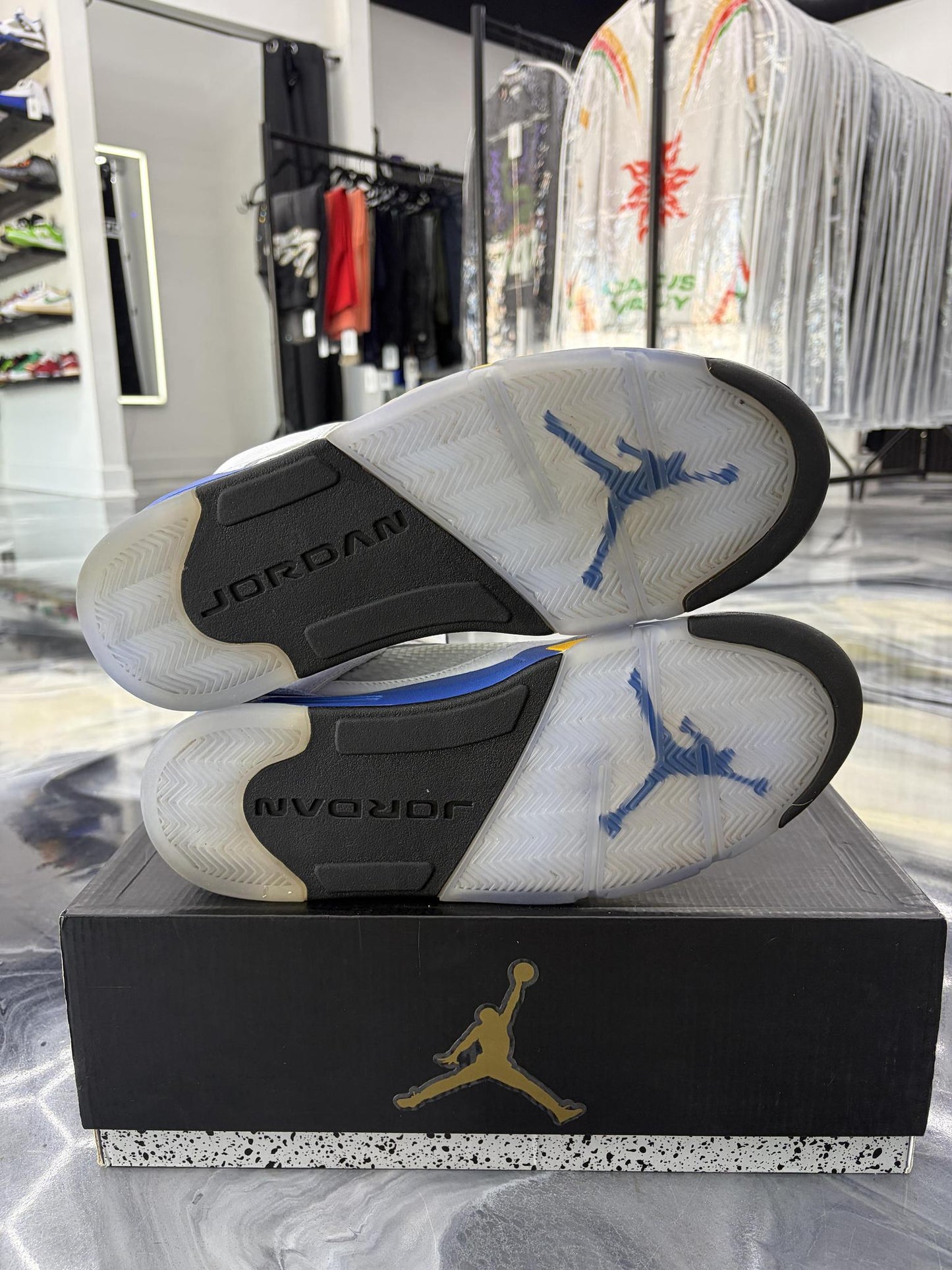Jordan 5 "Laney" Used Size 13