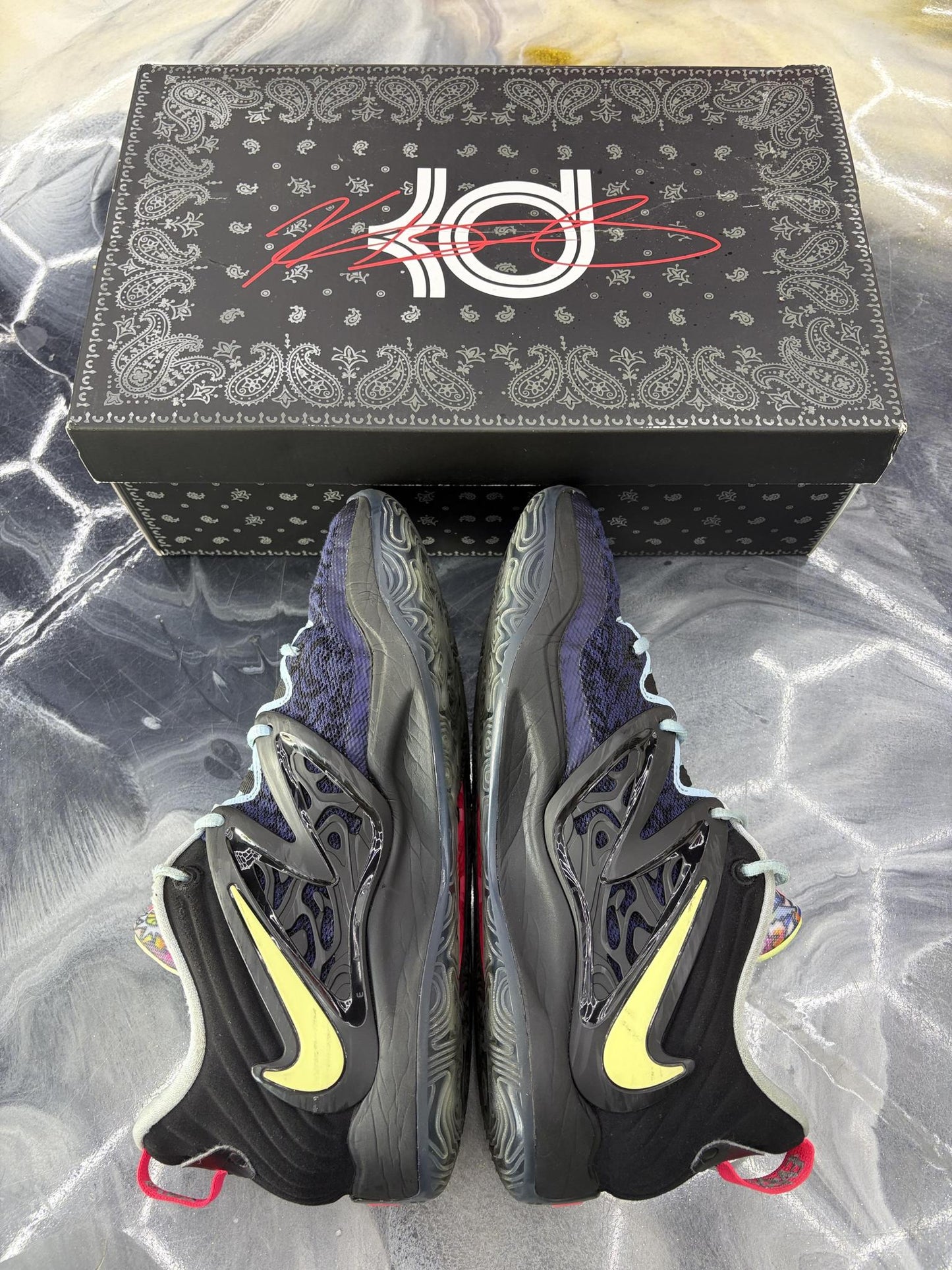 Nike KD 15 "Beginnings" Used Size 12