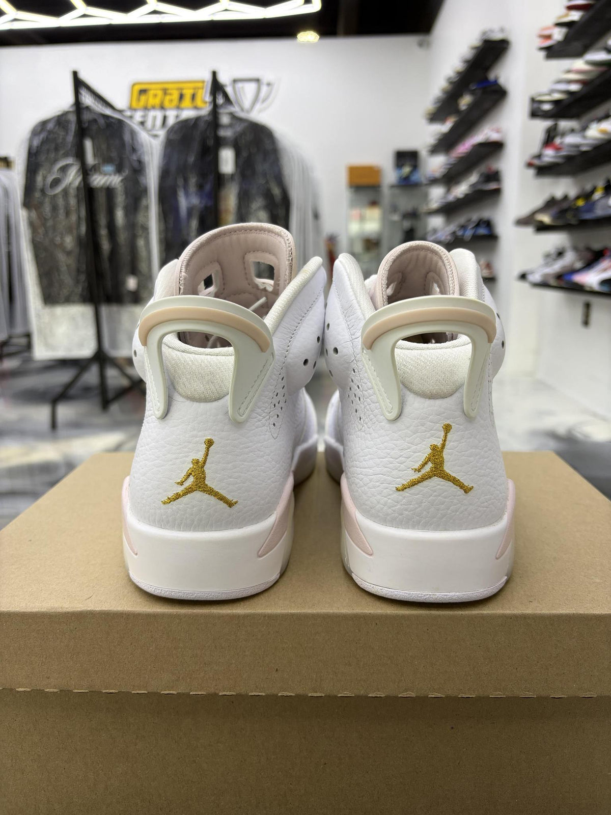 Jordan 6 "Pink White" Used Size 6.5Y/8W