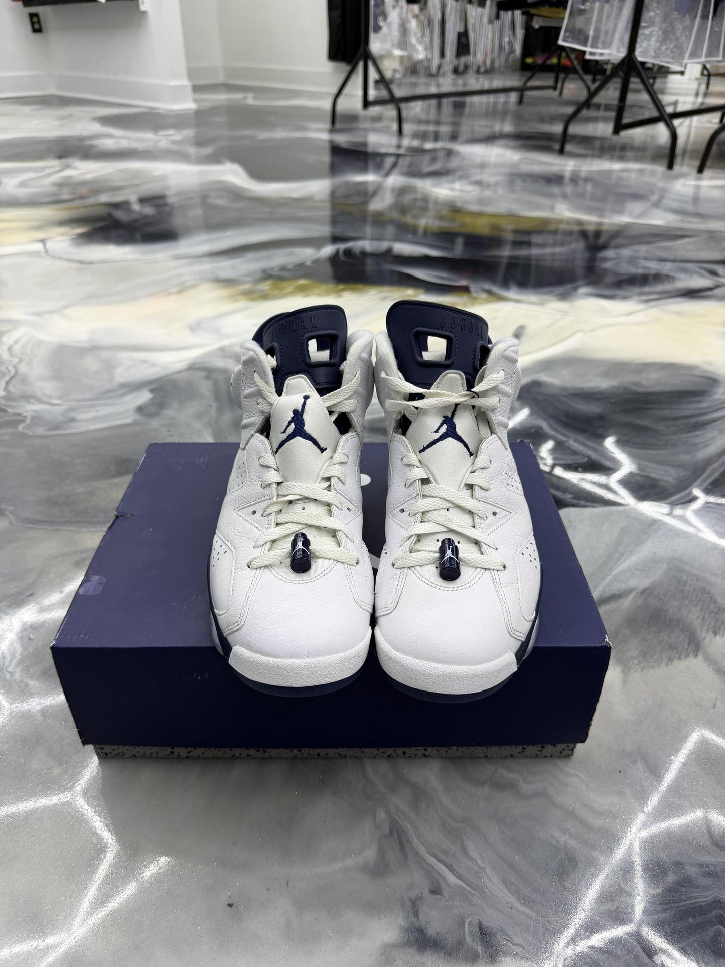 Jordan 6 "Midnight Navy" Used Size 9