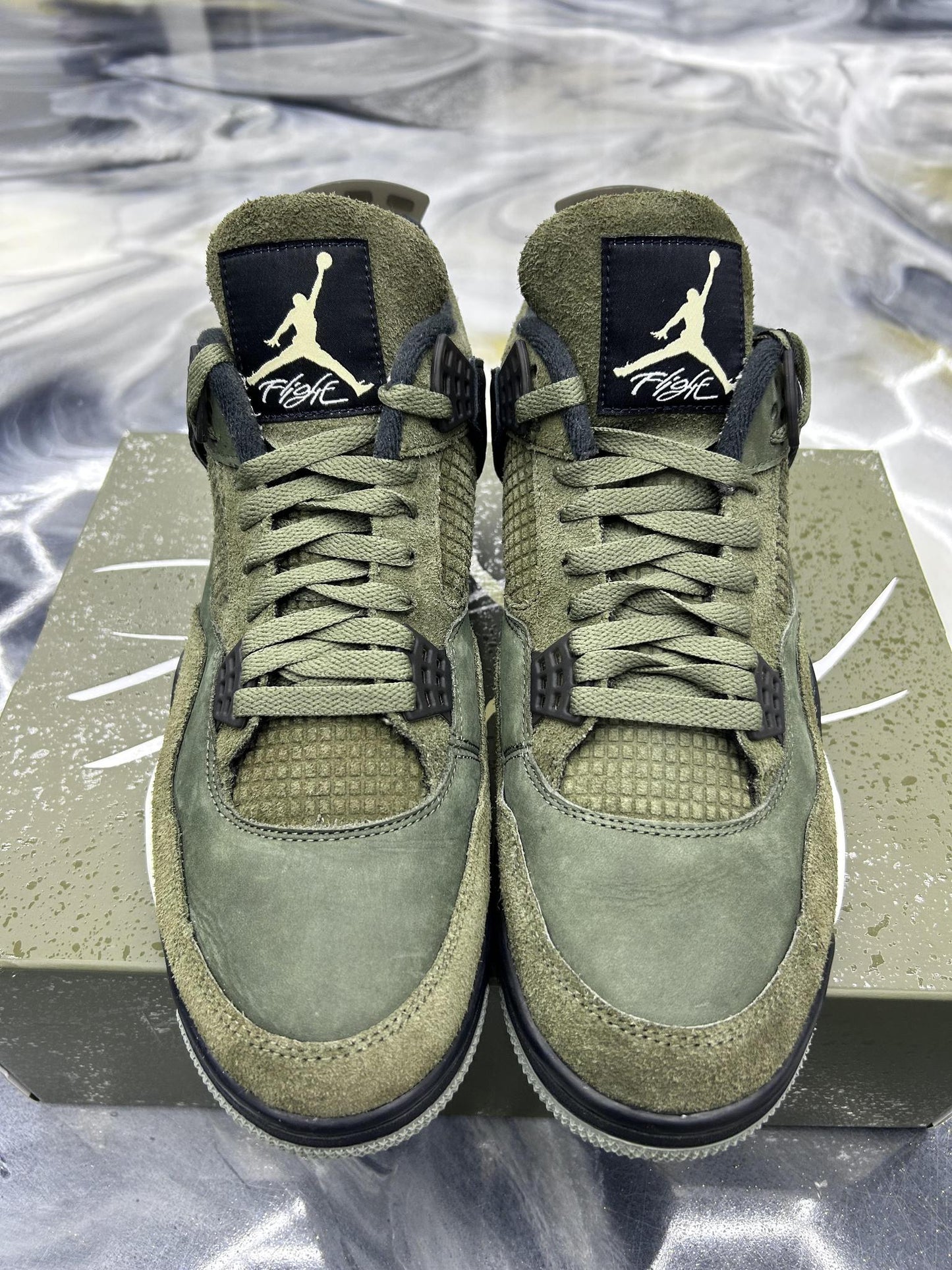 Jordan 4 "Craft Olive" Used Size 11.5