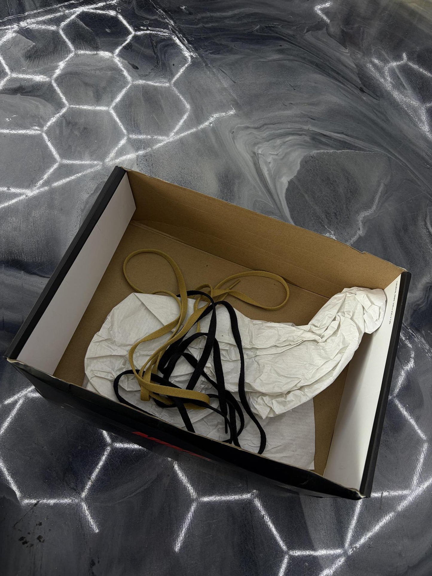 Jordan 1 "Black Metallic Gold" Used Size 10.5