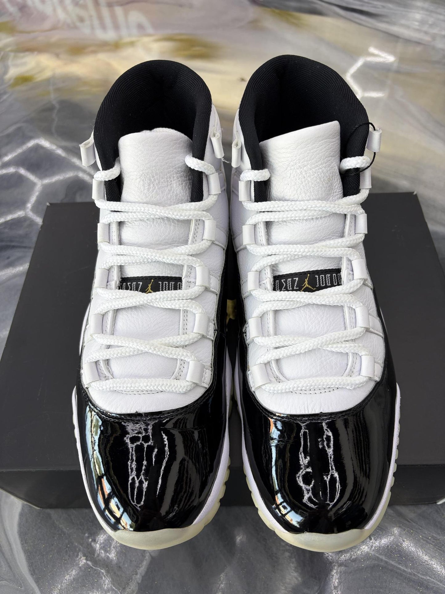 Jordan 11 "Gratitude" Used Size 10.5