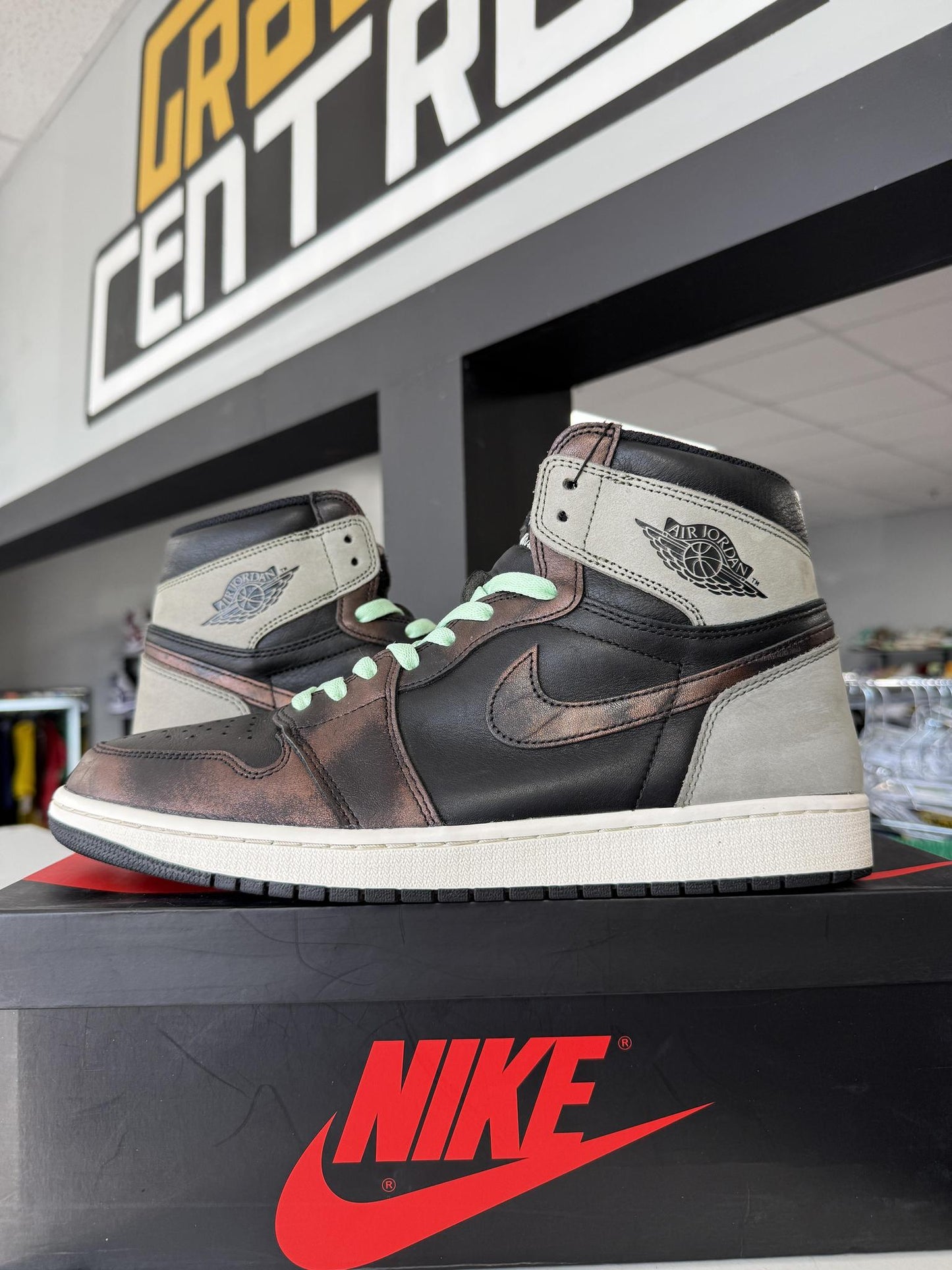 Jordan 1 "Patina" Used Size 13