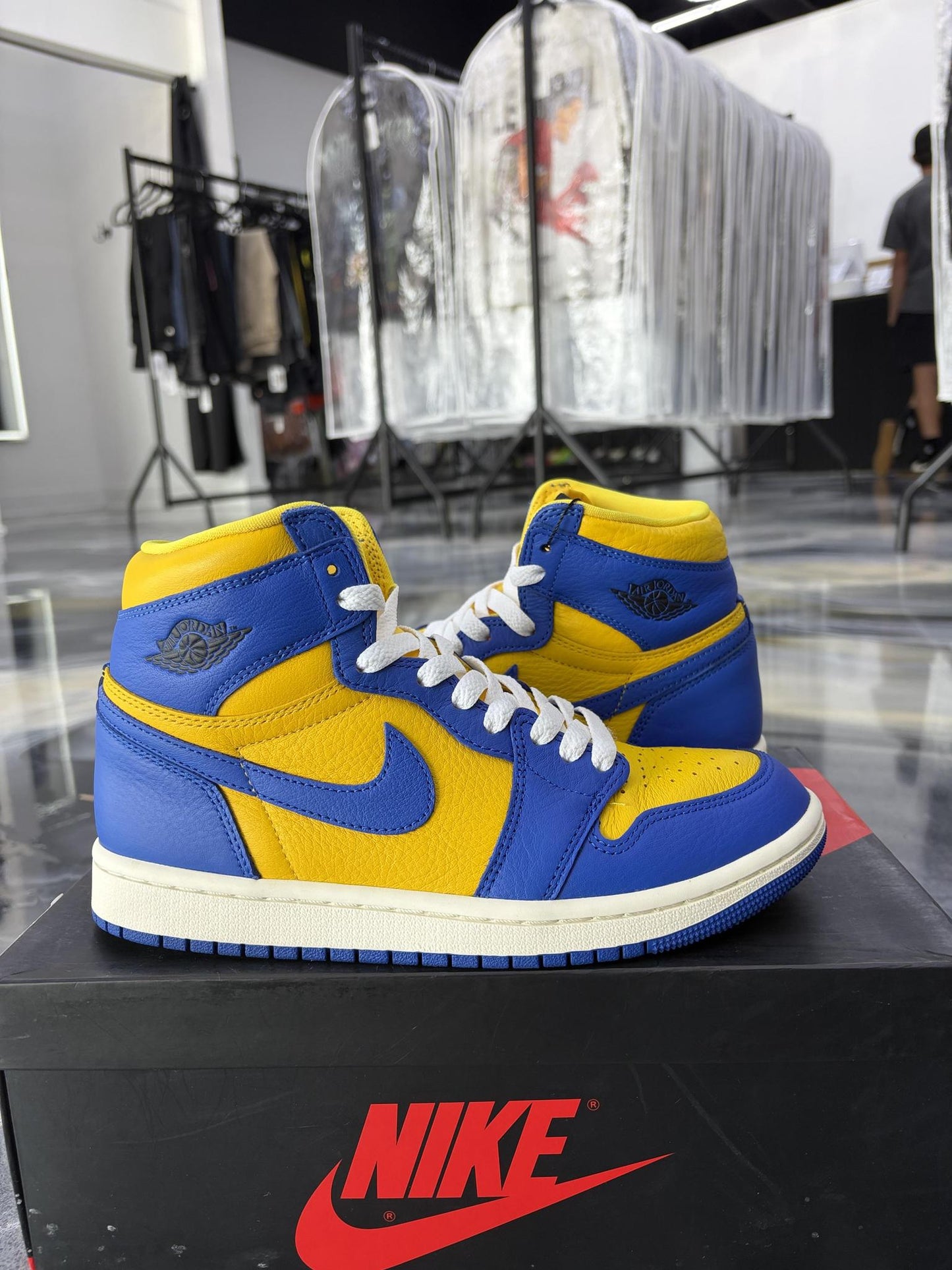 Jordan 1 High "Laney" Used Size 5.5Y/7W