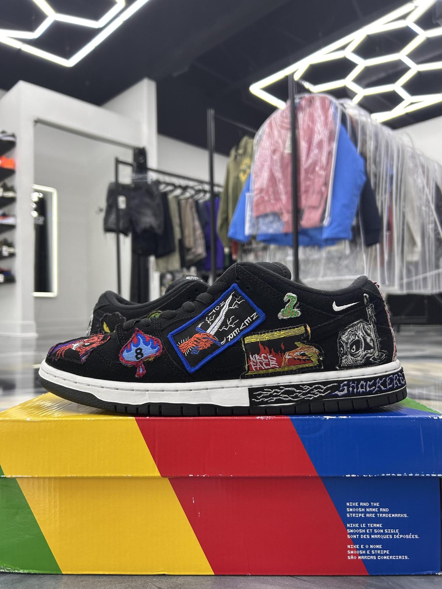 Nike SB Dunk Low "Neckface" Used Size 11.5