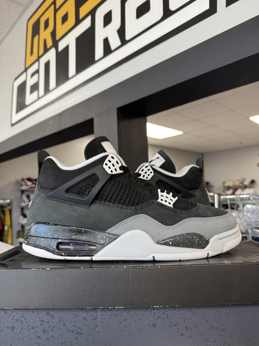 Jordan 4 "Fear" Used Size 11.5