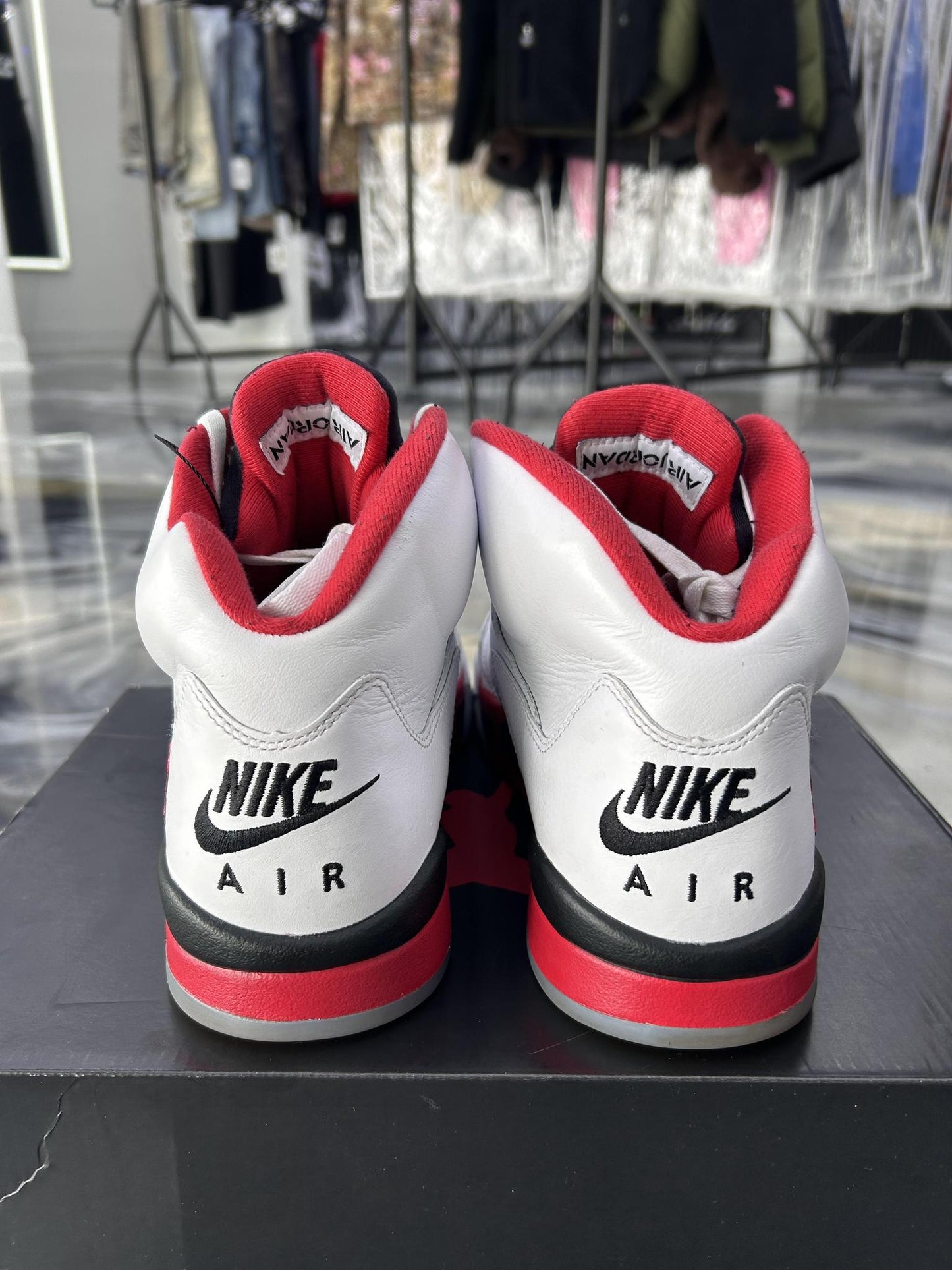 Jordan 5 "Fire Red" Used Size 11.5