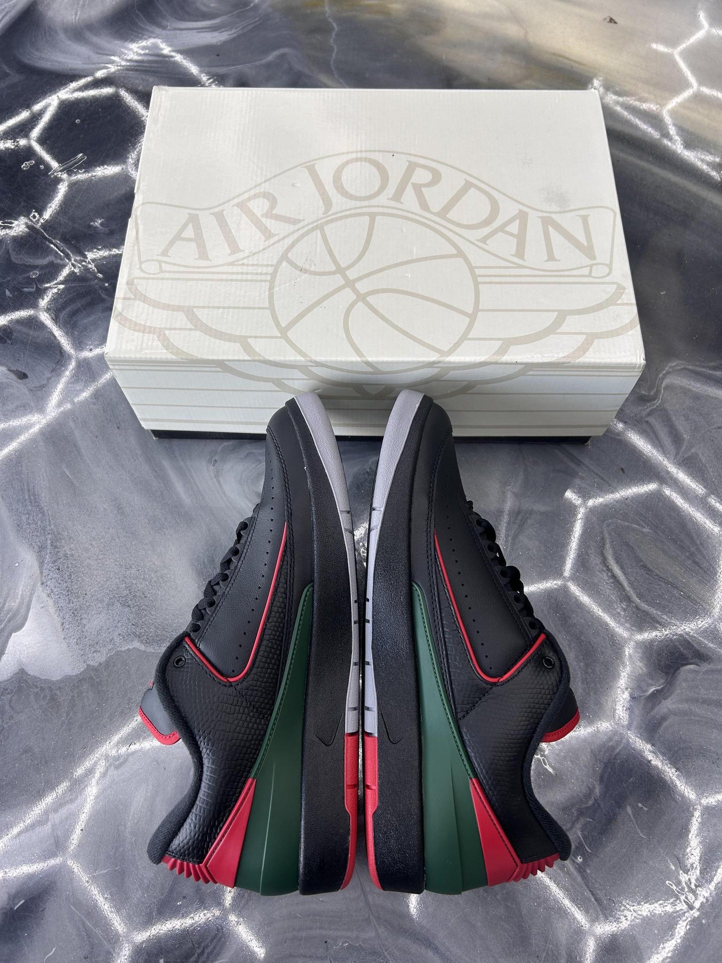 Jordan 2 "Christmas" Used Size 13