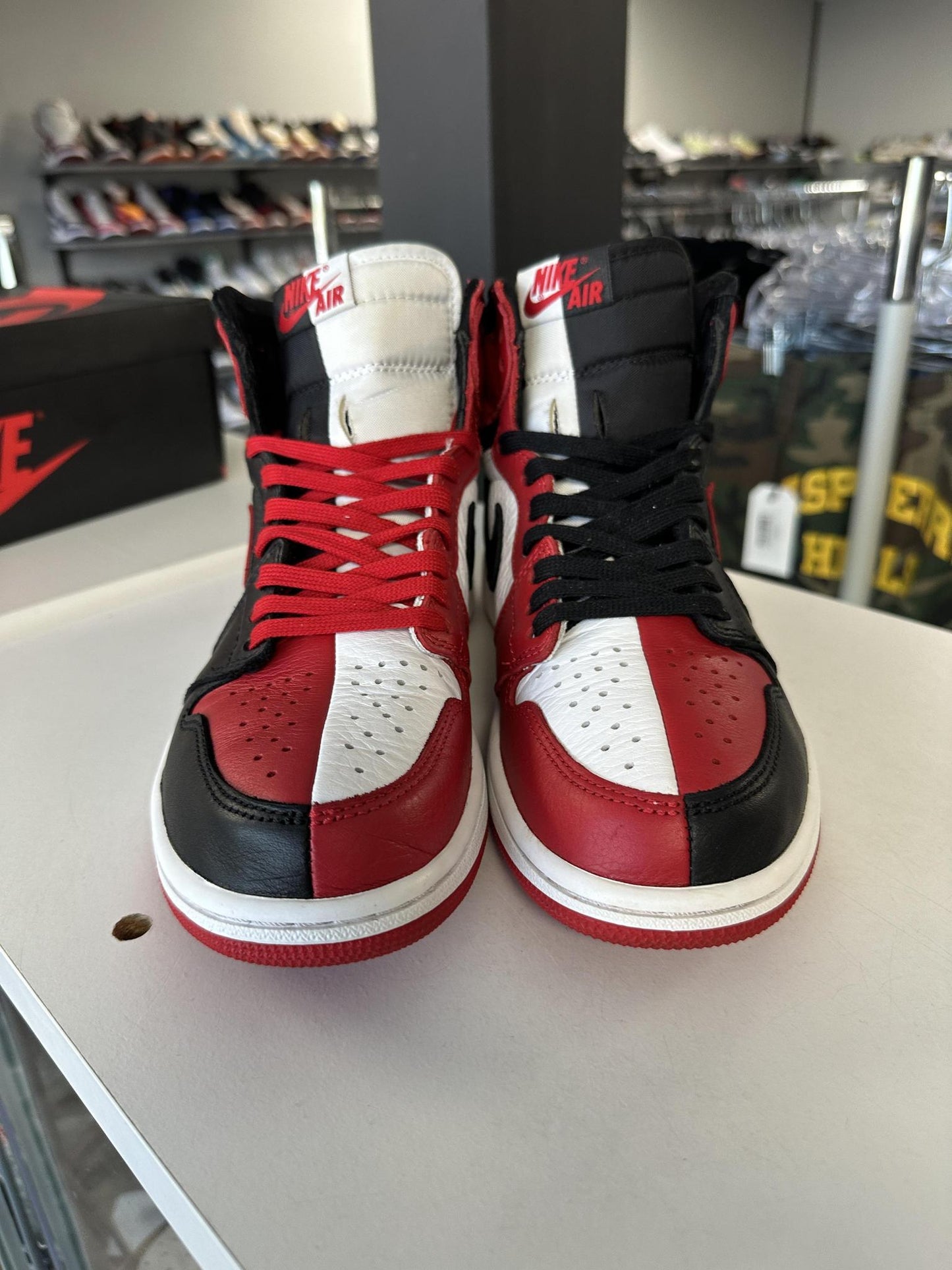 Jordan 1 "Homage To Home" Used Size 8