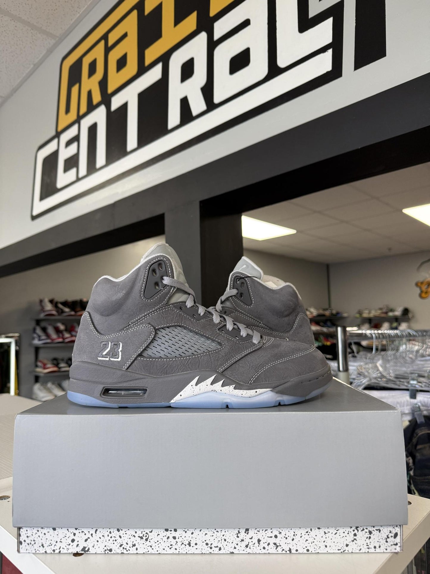 Jordan 5 "Wolf Grey" Used Size 8.5