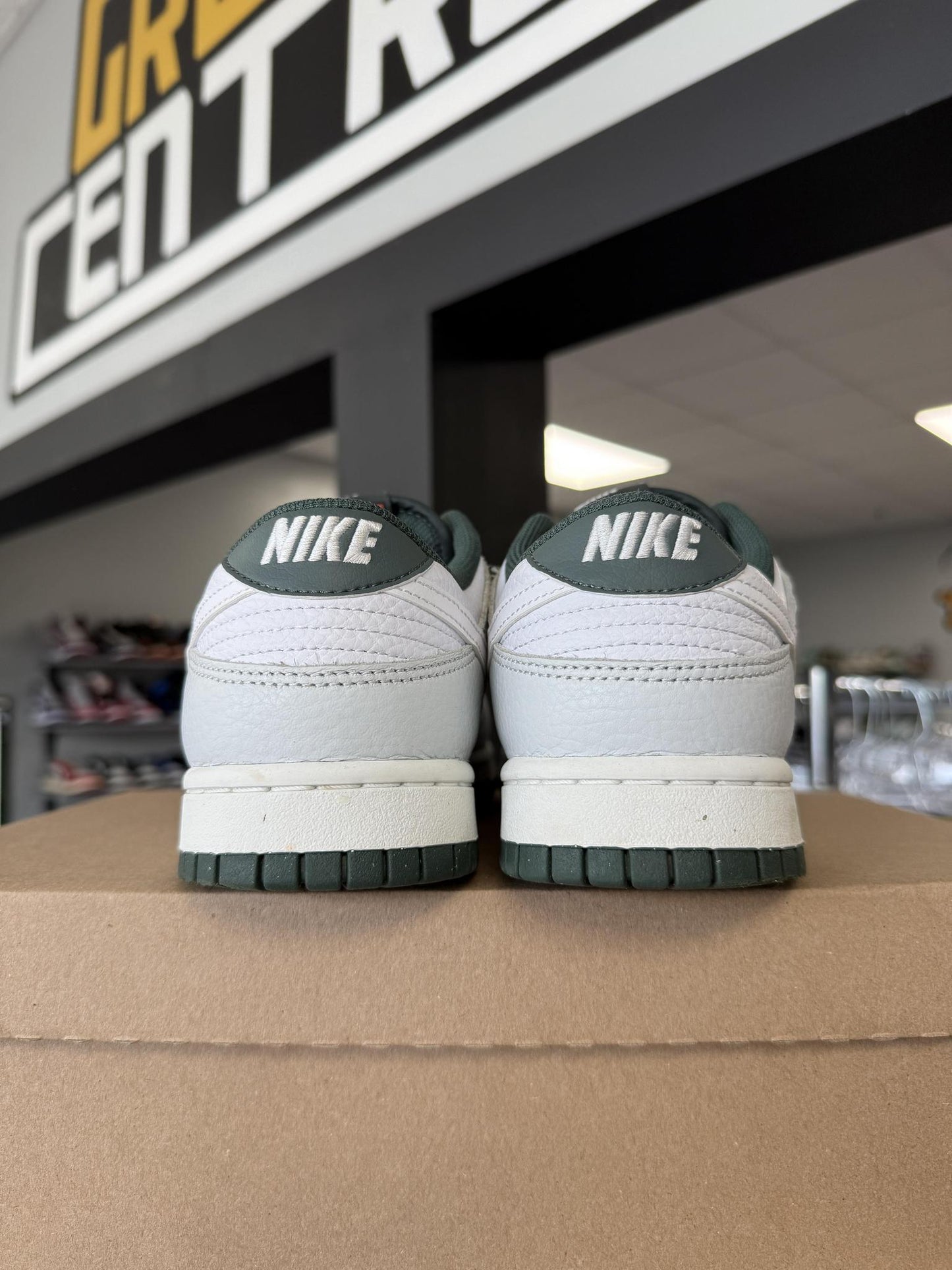 Nike Dunk Low "White Grey Green" Used Size 8.5
