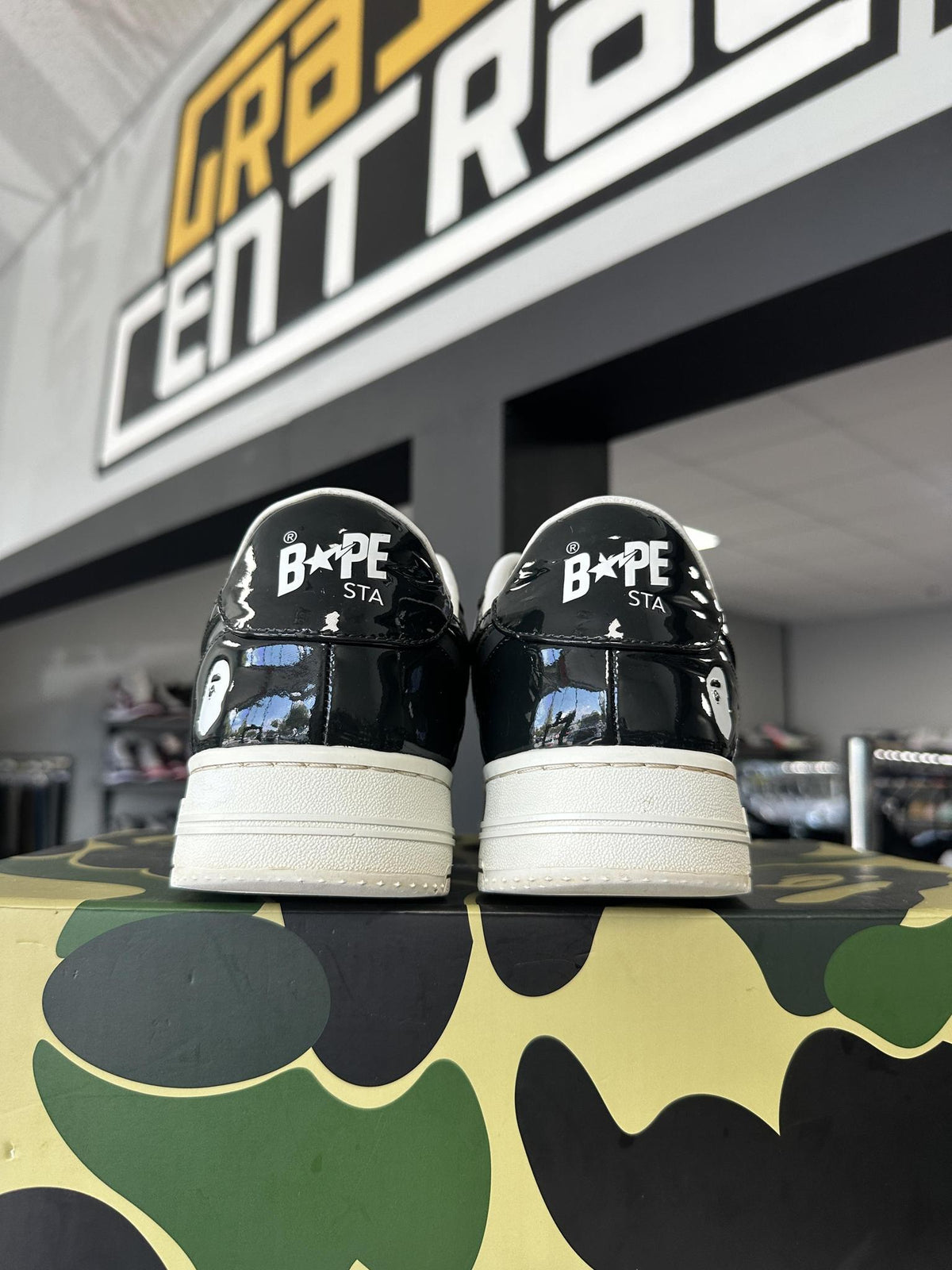 Bapesta Icon M2 Black Used