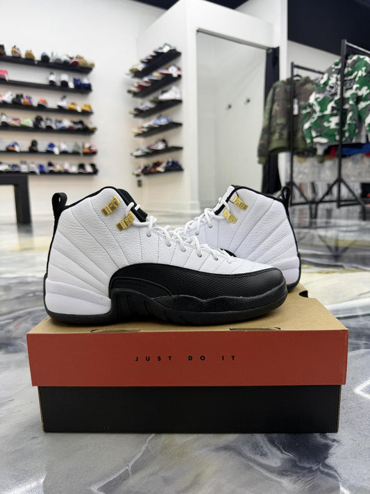 Jordan 12 Taxi Used Size 7Y/8.5W