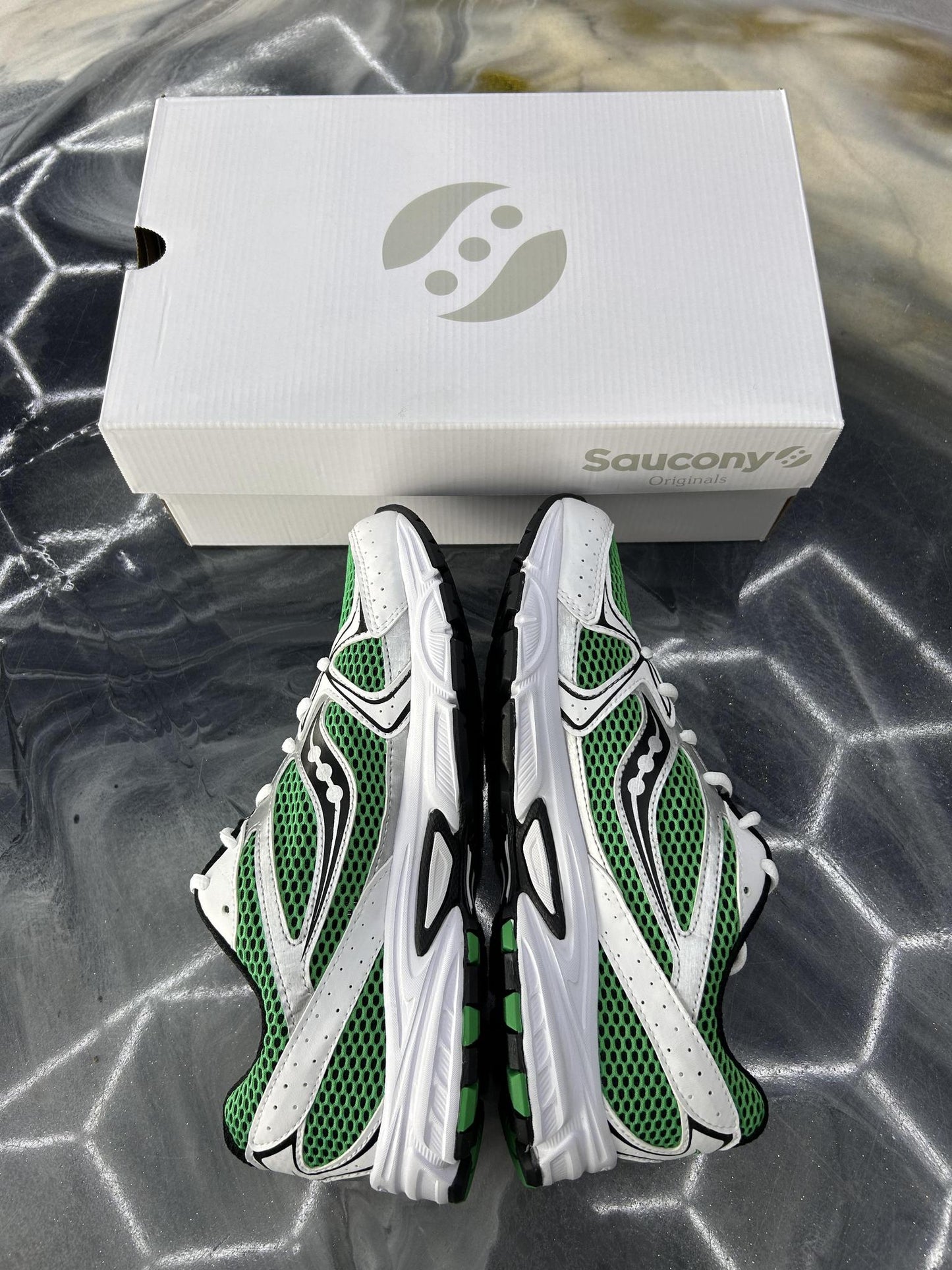 Saucony Ride Millennium "White Fern" Used Size 9.5