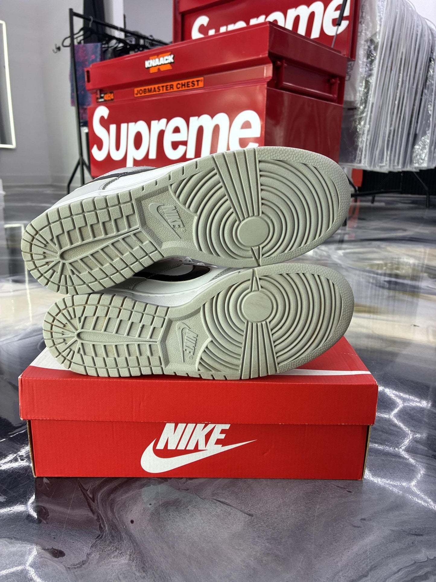 Nike Dunk Low "Lottery Grey" Used Size 9