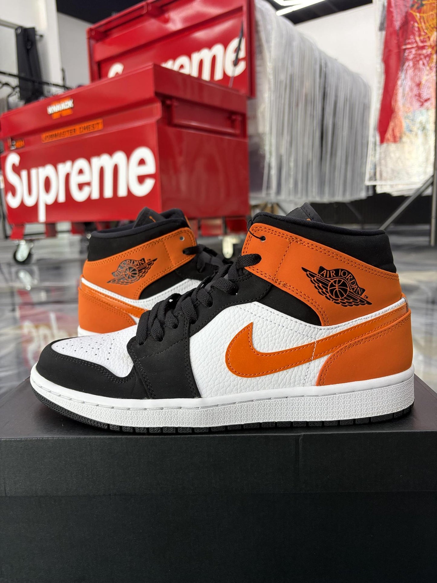 Jordan 1 Mid "Shattered Backboard" Used Size 9.5