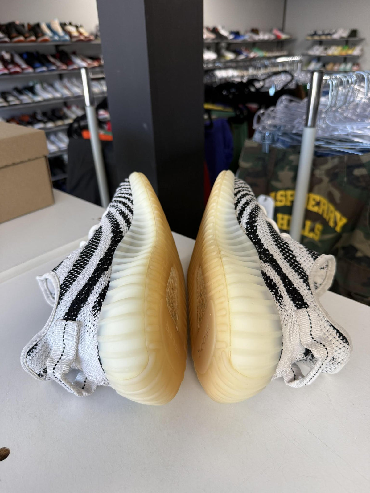 Adidas Yeezy 350 "Zebra" Used Size 10.5