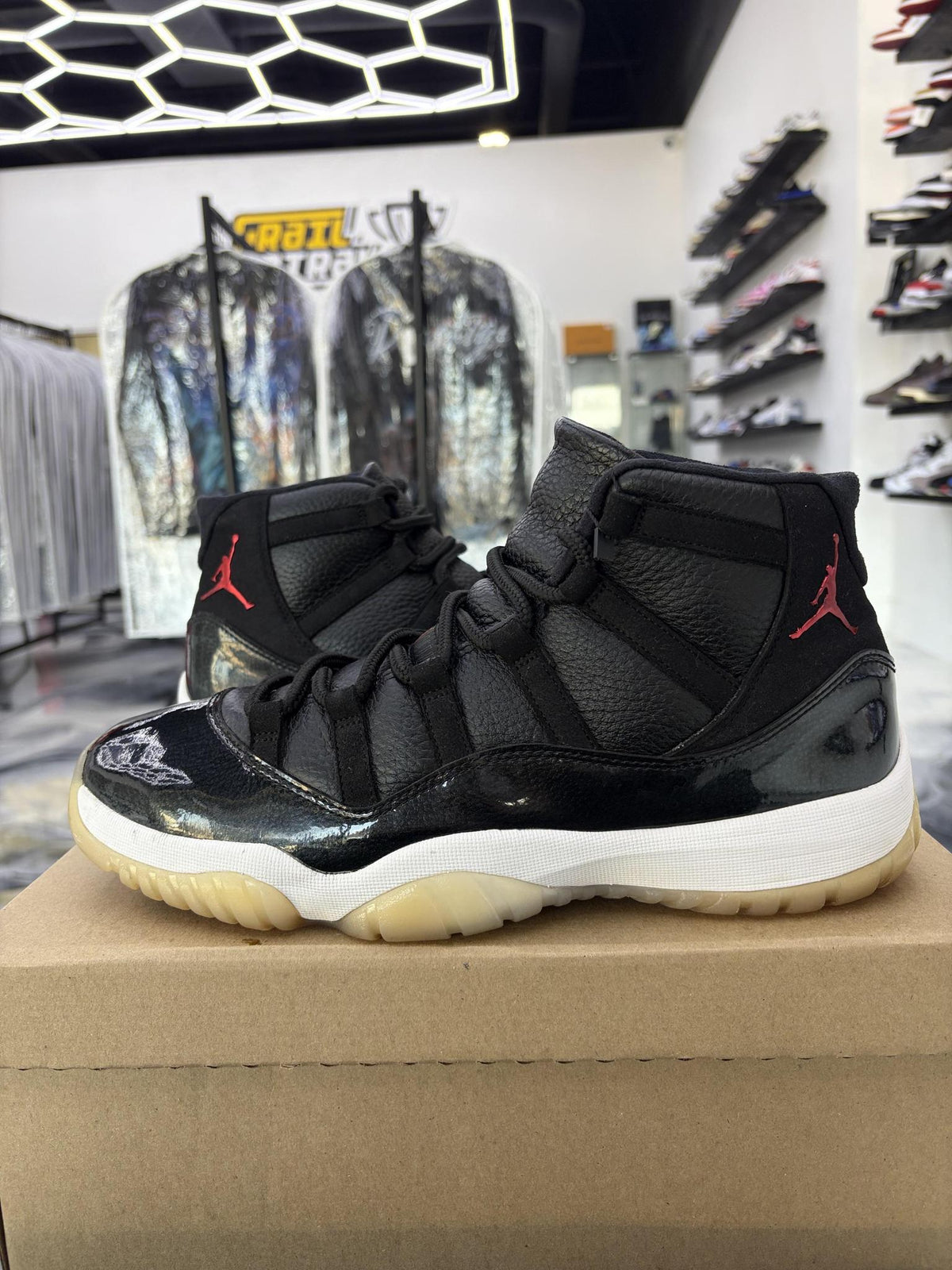 Jordan 11 "72-10" Used Size 11