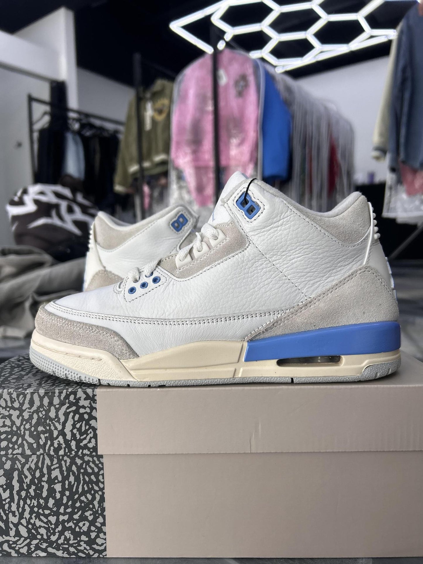 Jordan 3 "Lucky Shorts" Used Size 6Y/7.5W