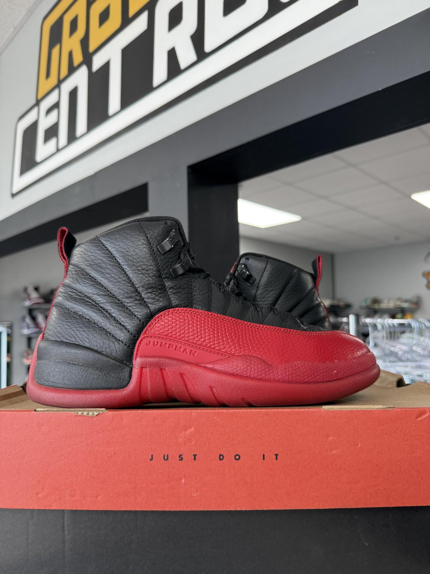 Jordan 12 "Flu Game" Used Size 8