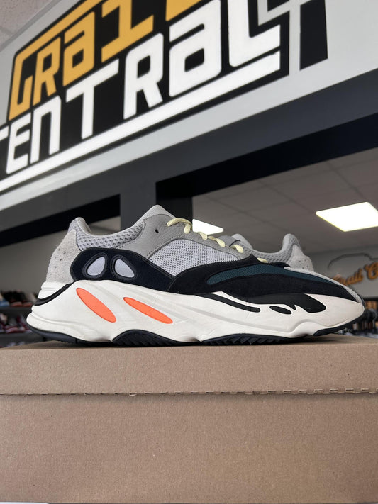 Yeezy "Wave Runner" Used Size 14