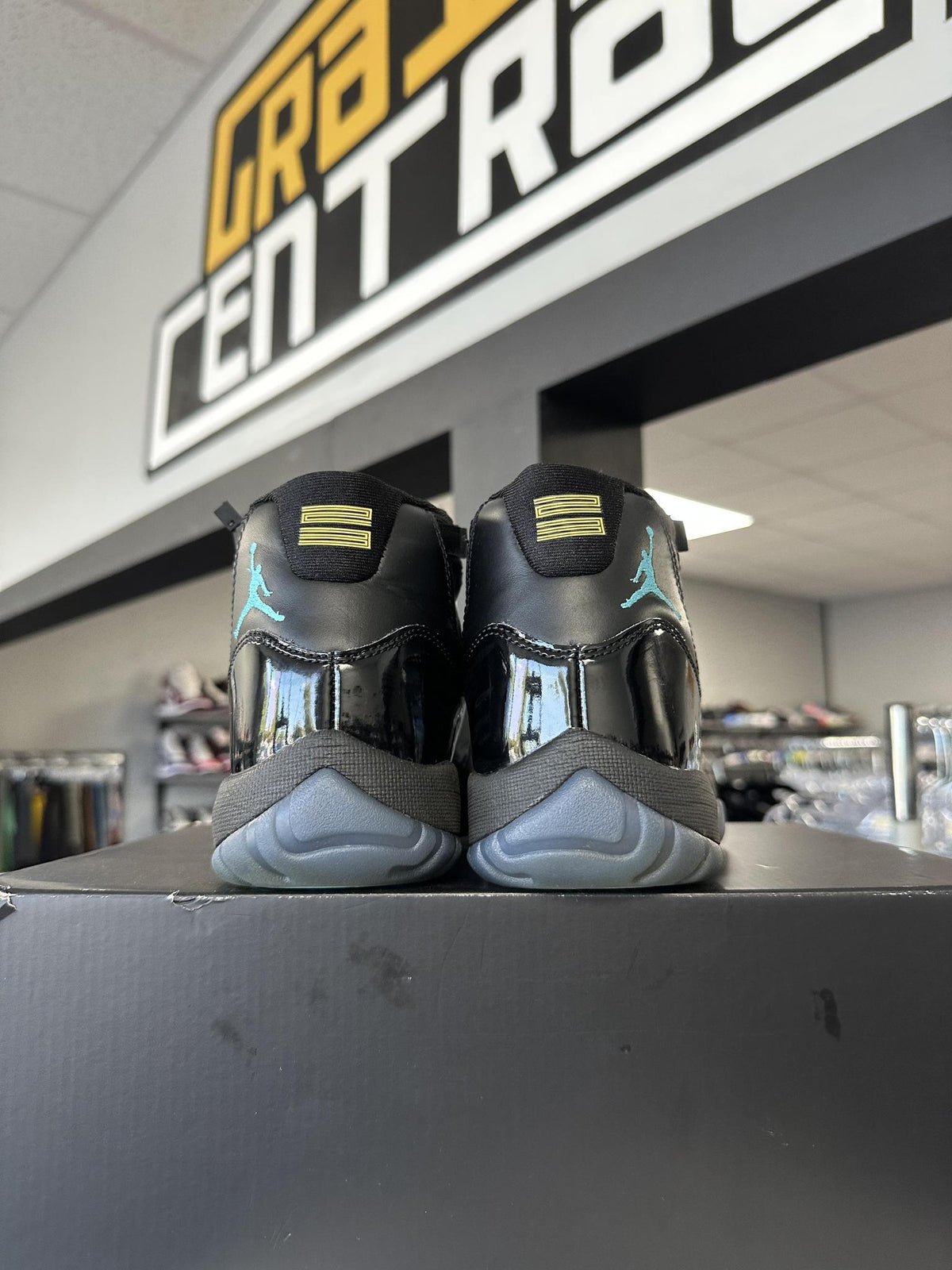 Jordan 11 Gamma Used