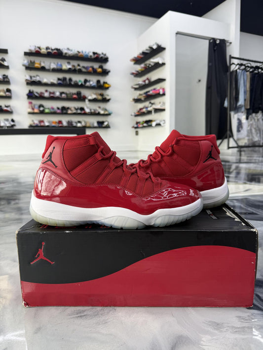 Jordan 11 "Win Like 96" Used Size 11.5
