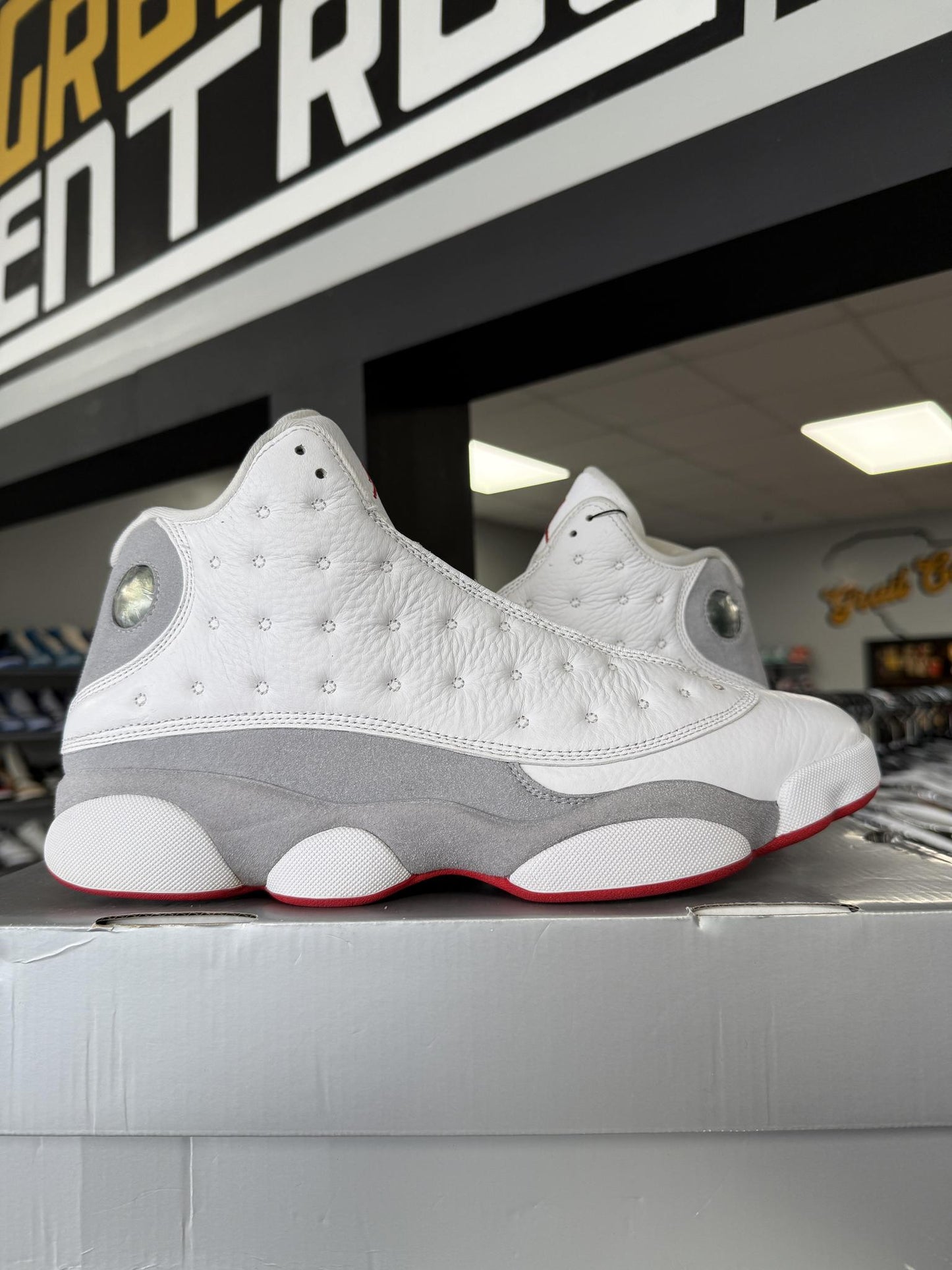 Jordan 13 "Wolf Grey" Used Size 12