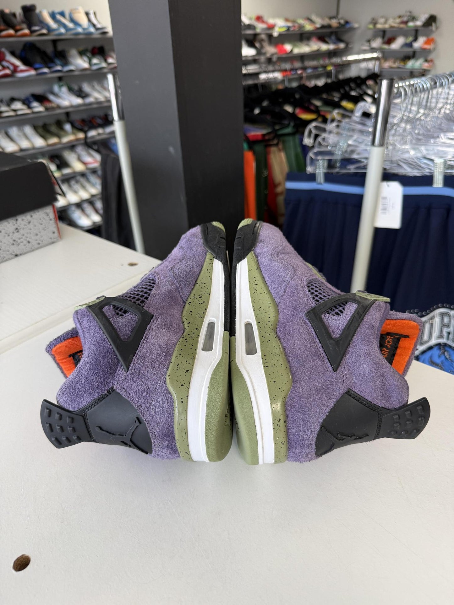 Jordan 4 "Canyon Purple" Used Size 6Y/7.5W