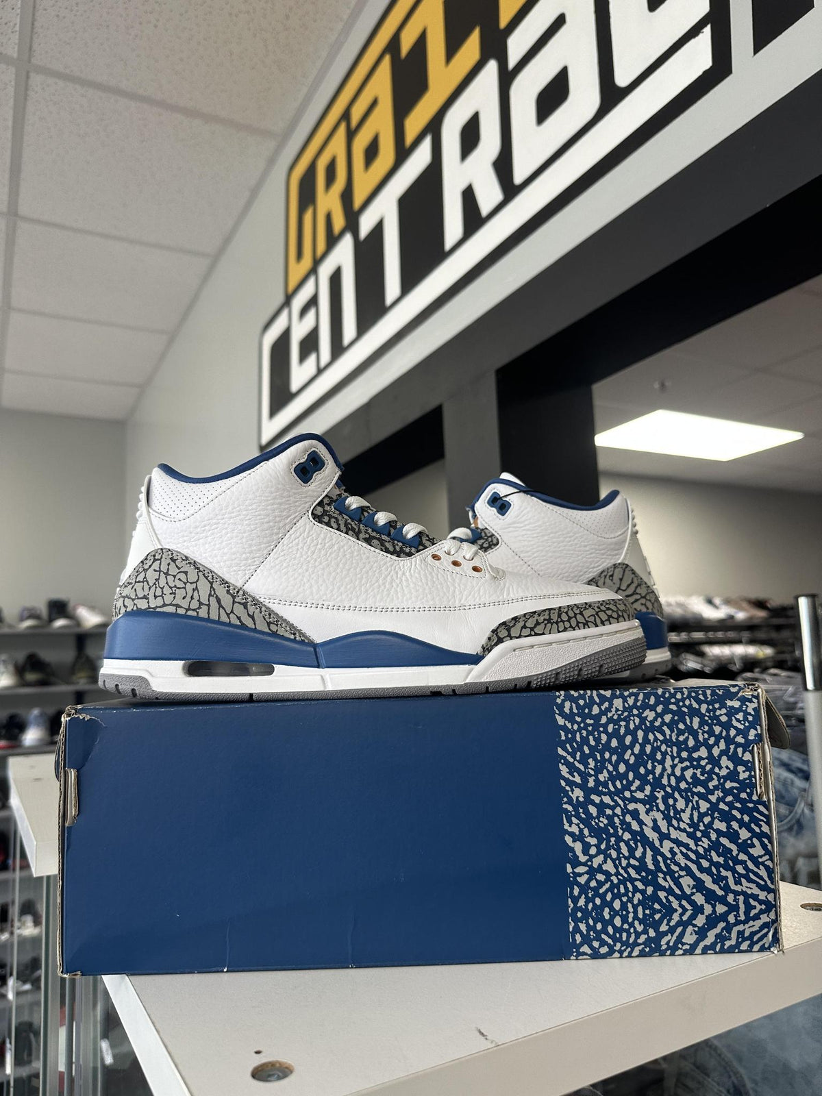 Jordan 3 Wizards Used