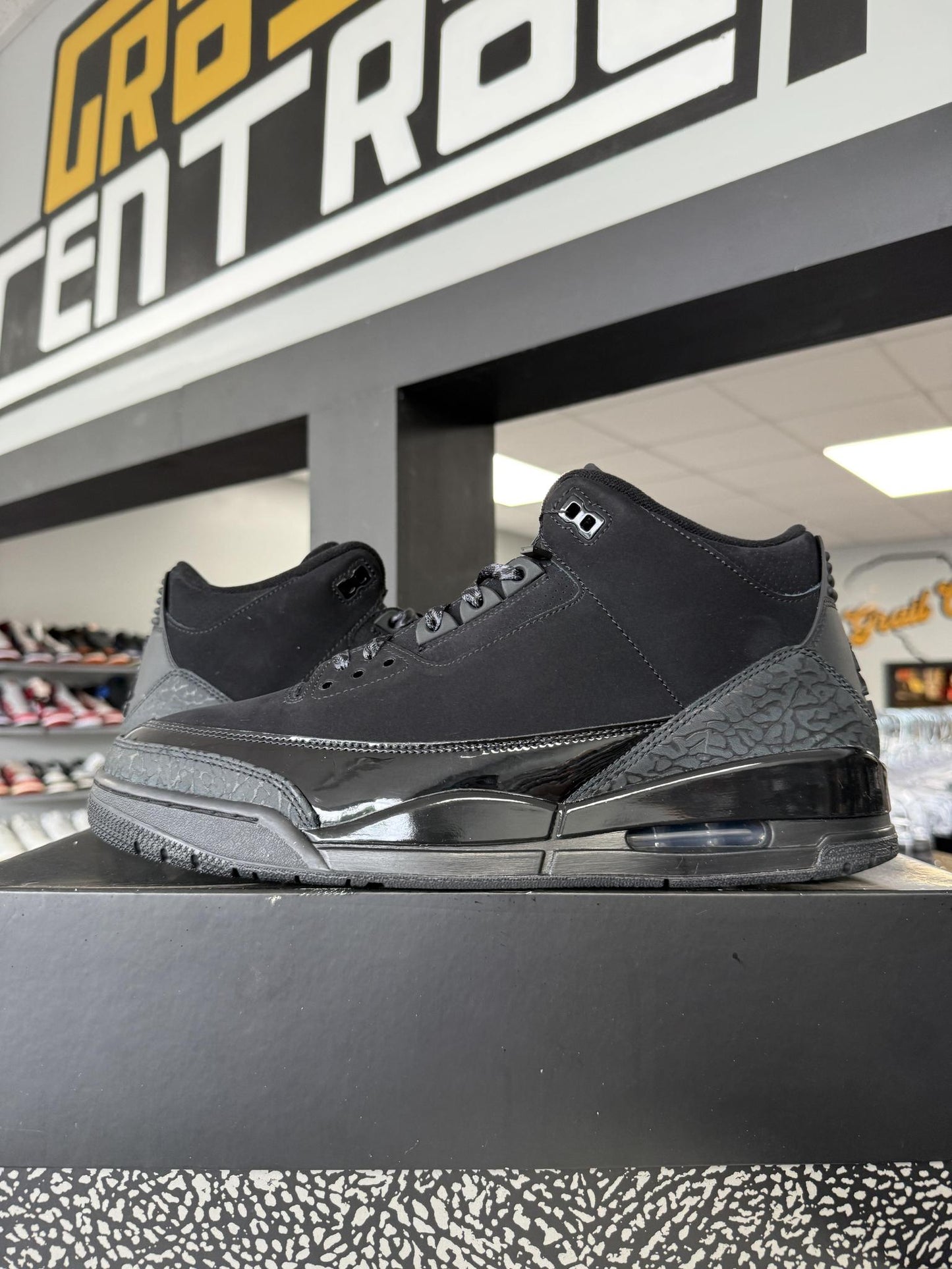 Jordan 3 "Black Cat" Used Size 13