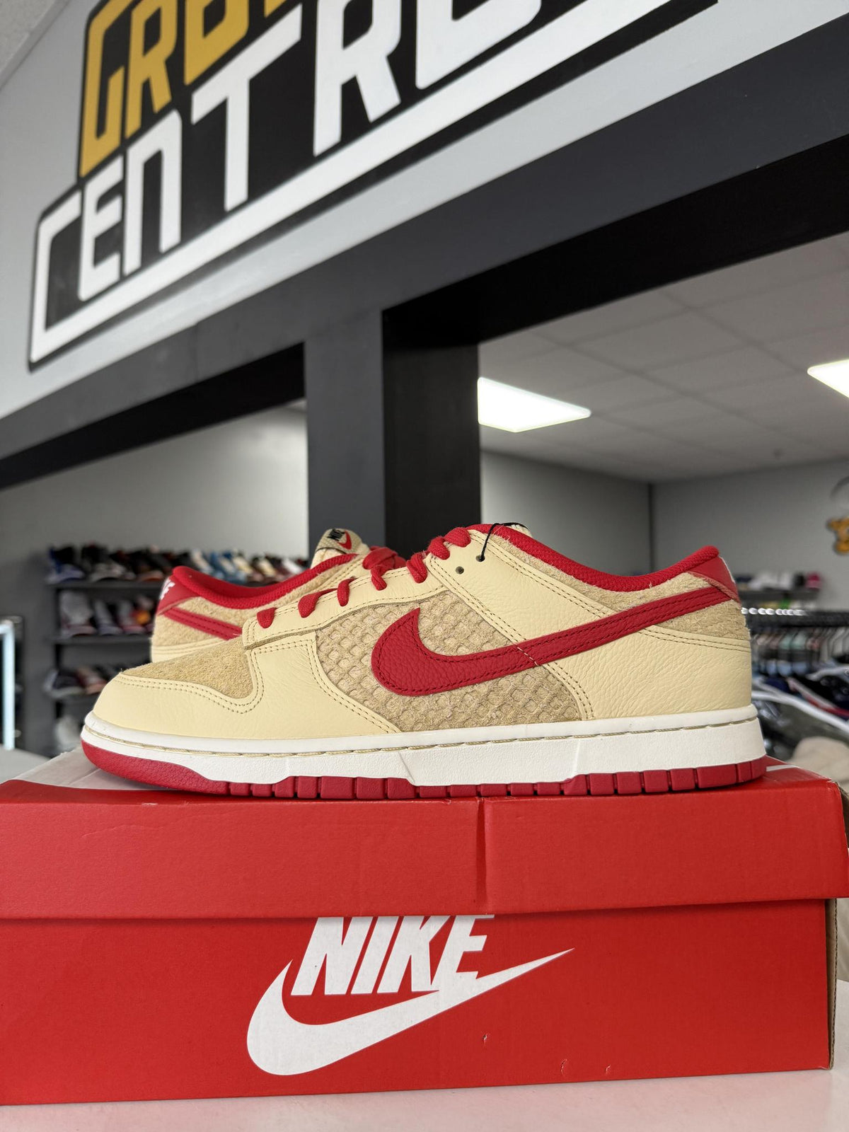 Nike Dunk Low "Waffle" Used Size 11