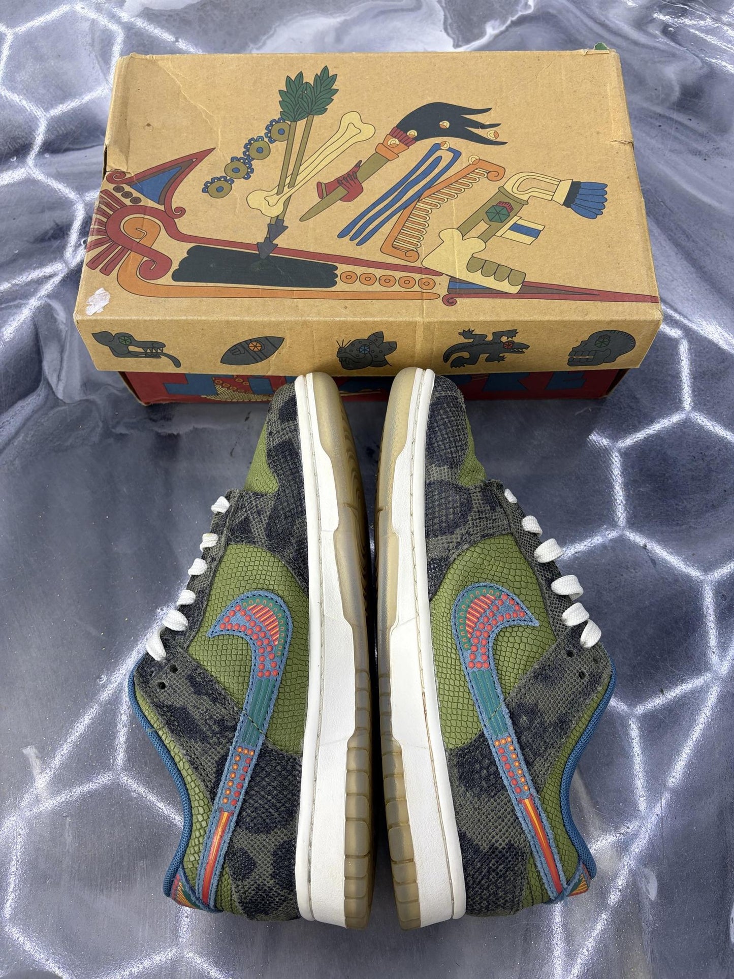 Nike Dunk Low Siempre Familia Used Size 6Y/7.5W