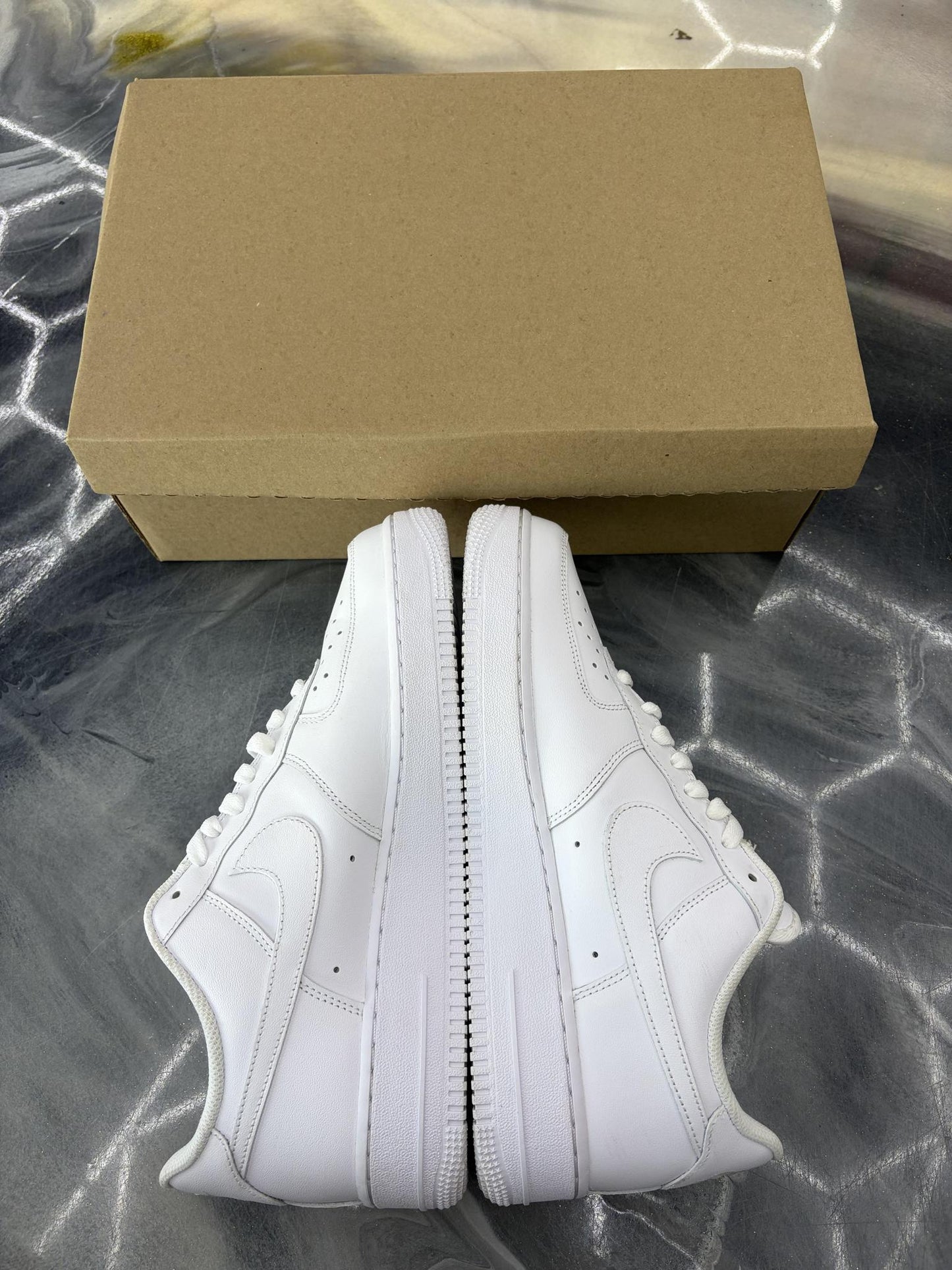 Nike Air Force 1 "White" Used Size 11