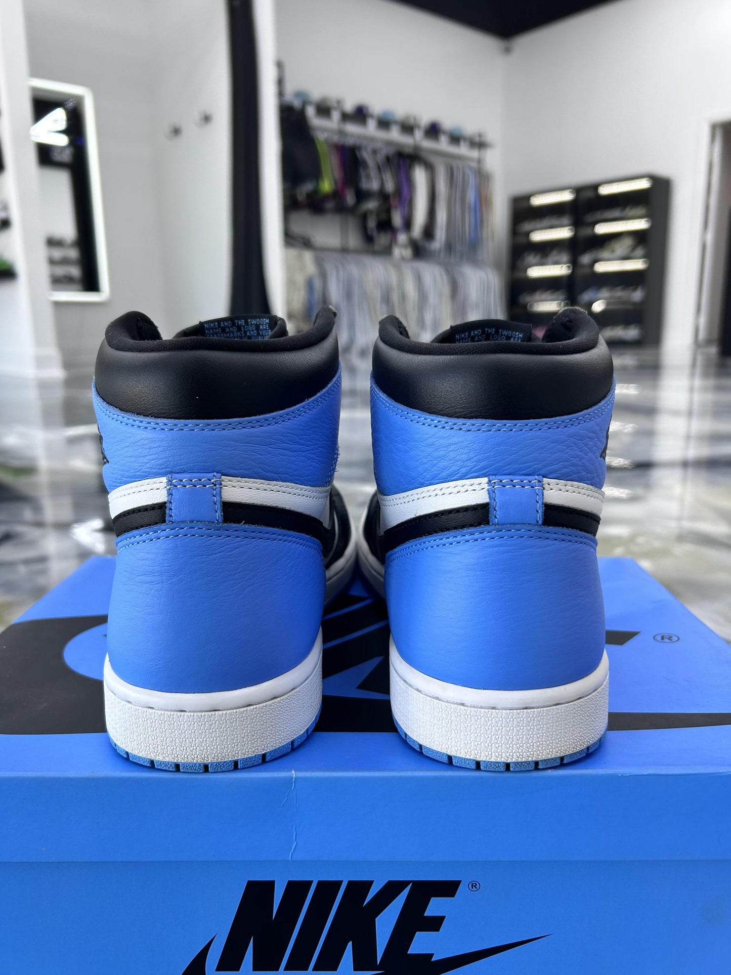 Jordan 1 "UNC Toe" Used Size 9.5