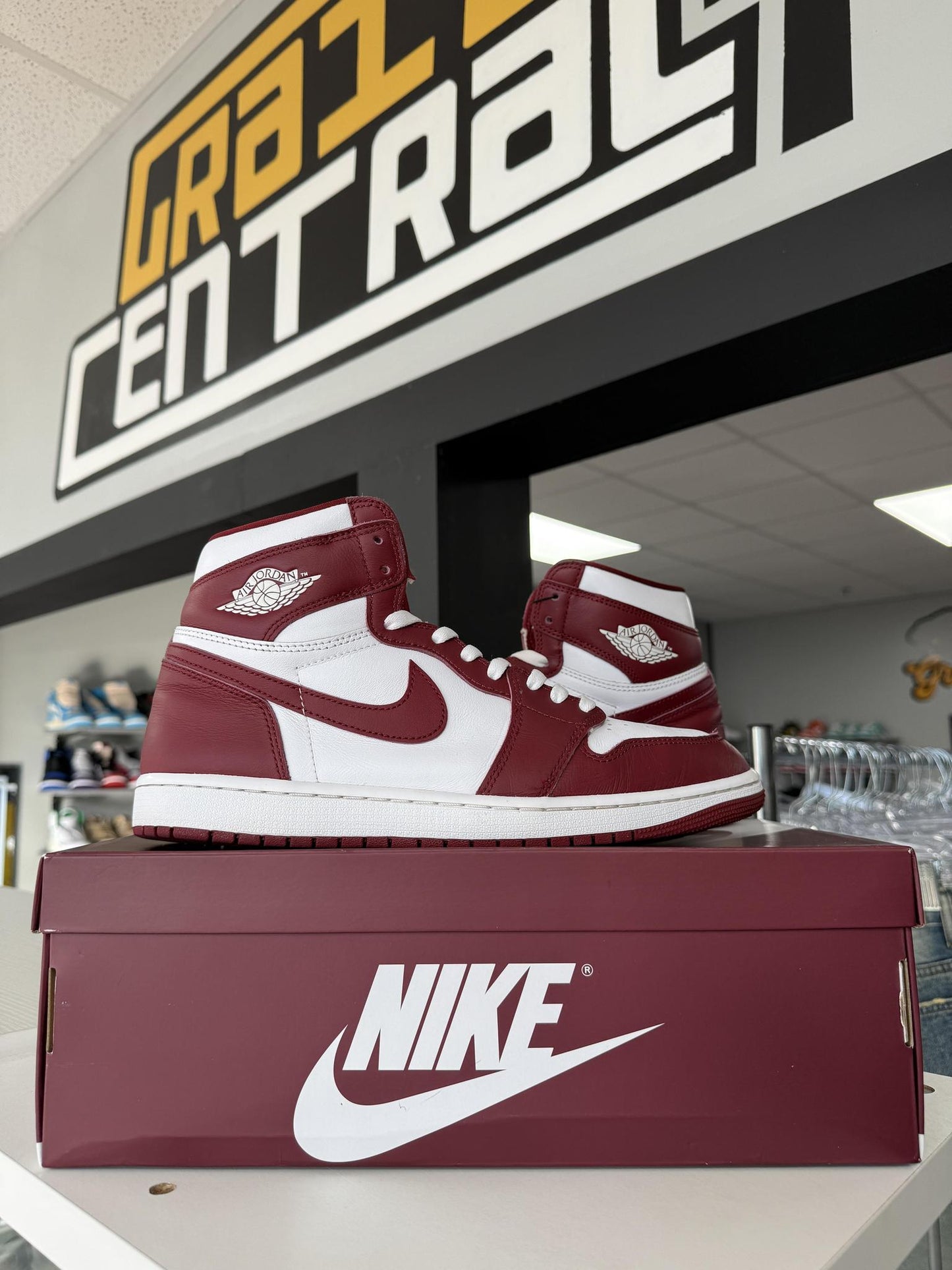 Jordan 1 "Team Red" Used Size 11.5