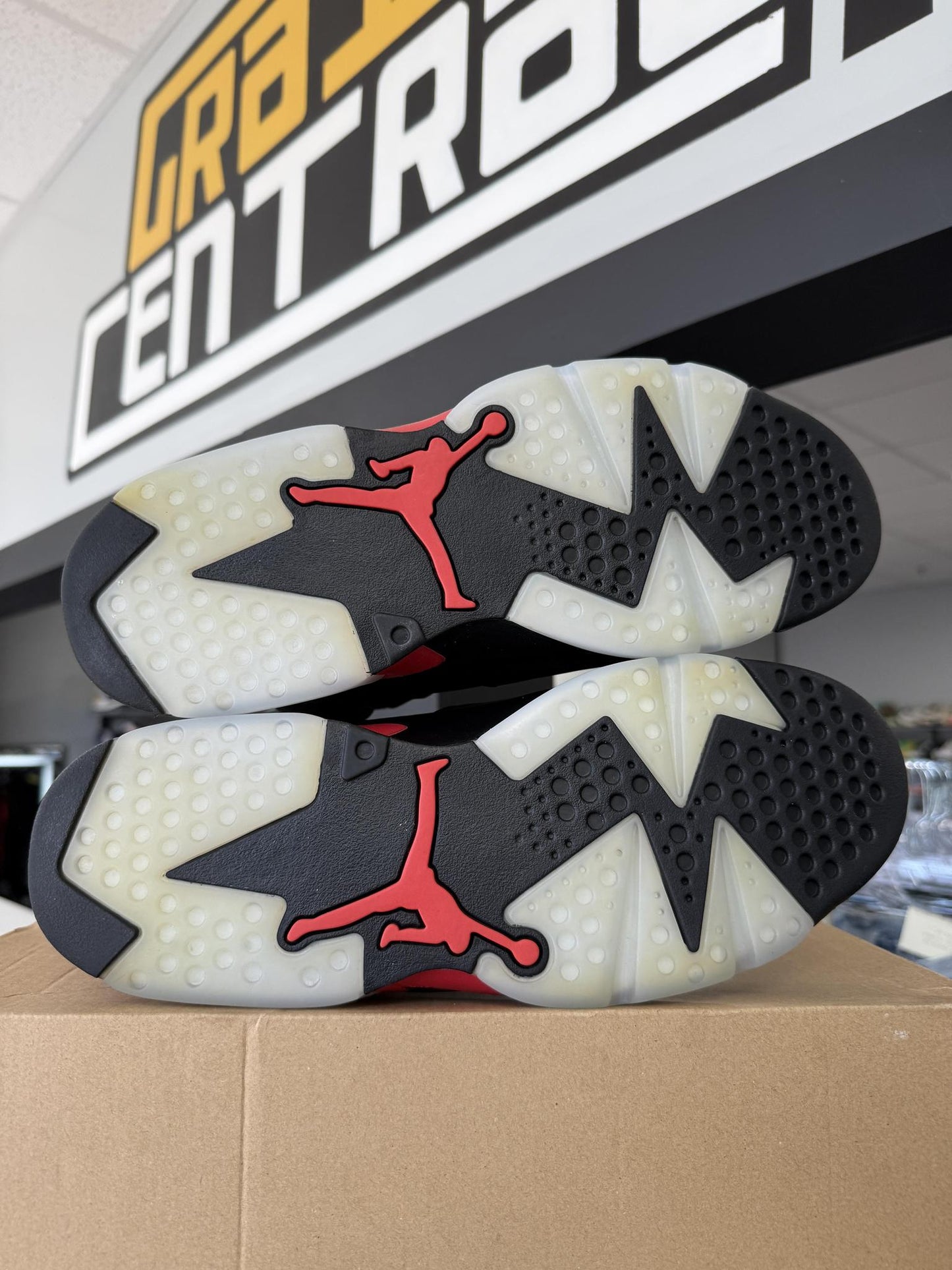 Jordan 6 "Infrared Salesman" Used Size 10