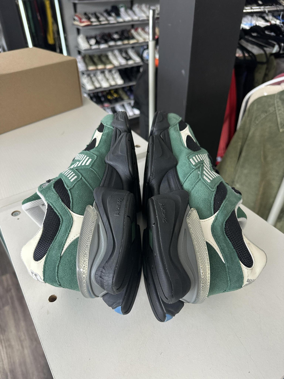 New Balance 9060 "Green Blue" Used Size 14