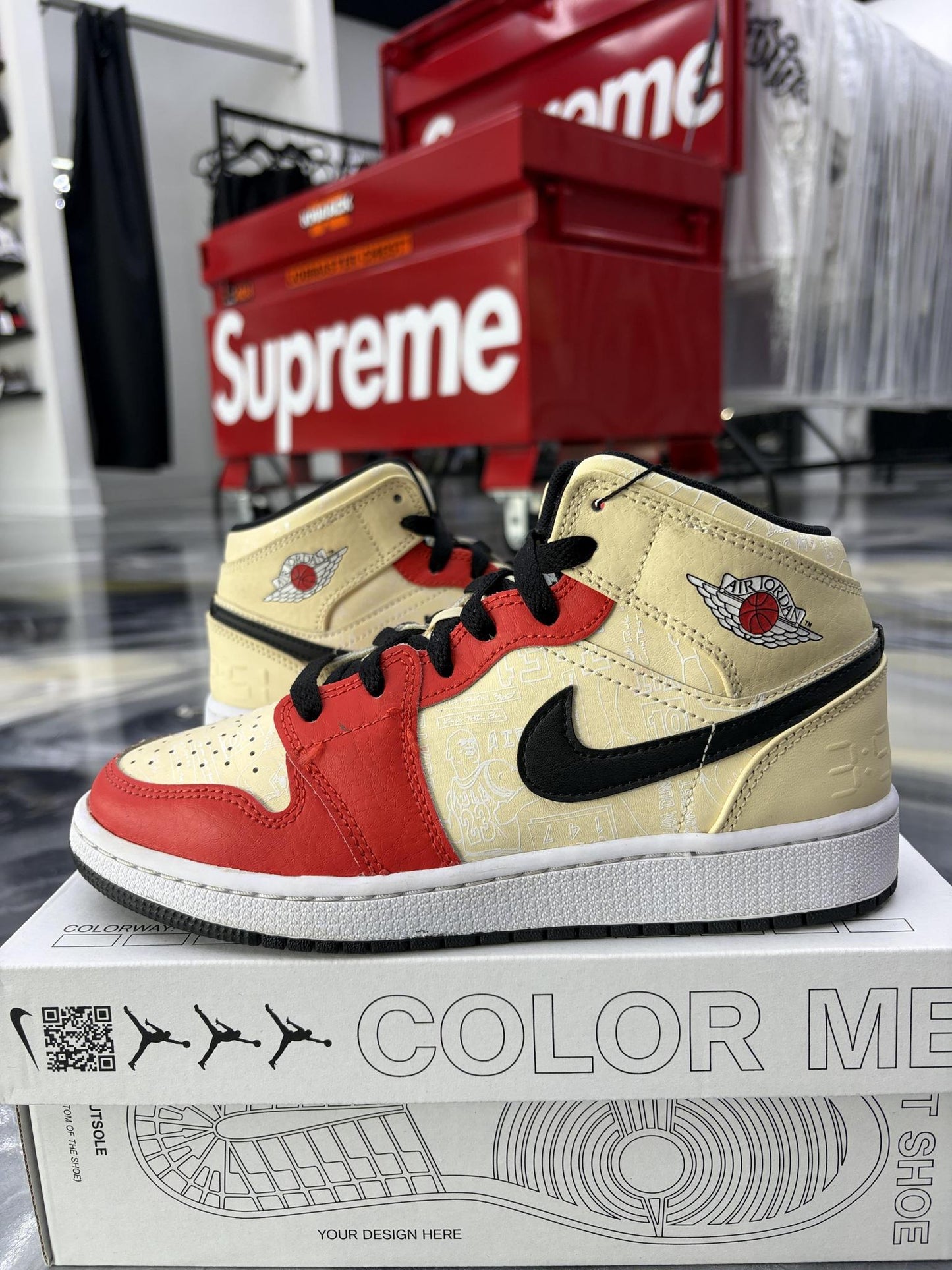 Jordan 1 Mid 88 "Dunk Contest" Used Size 5Y/6.5W