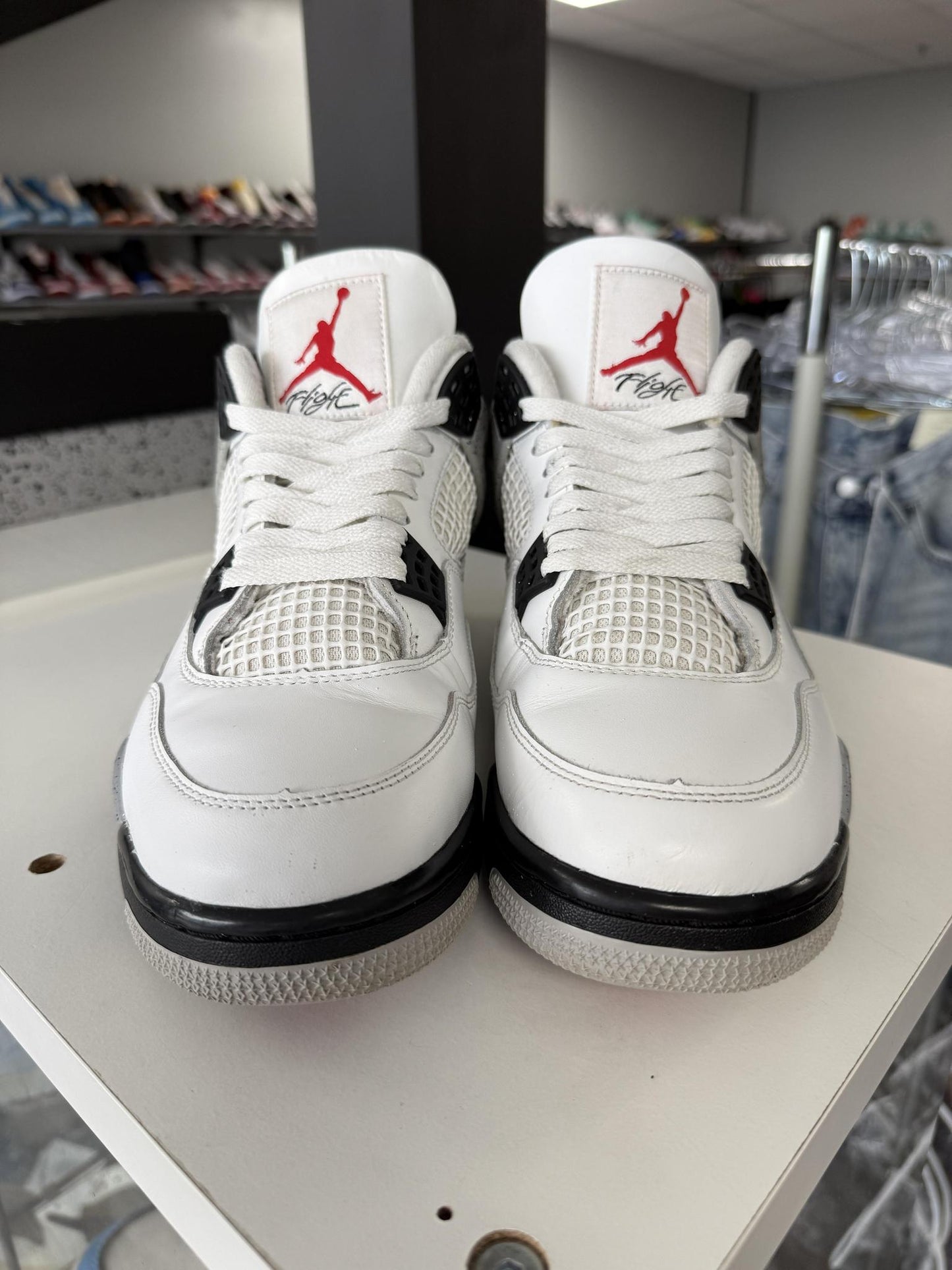 Jordan 4 "White Cement" Used Size 10.5