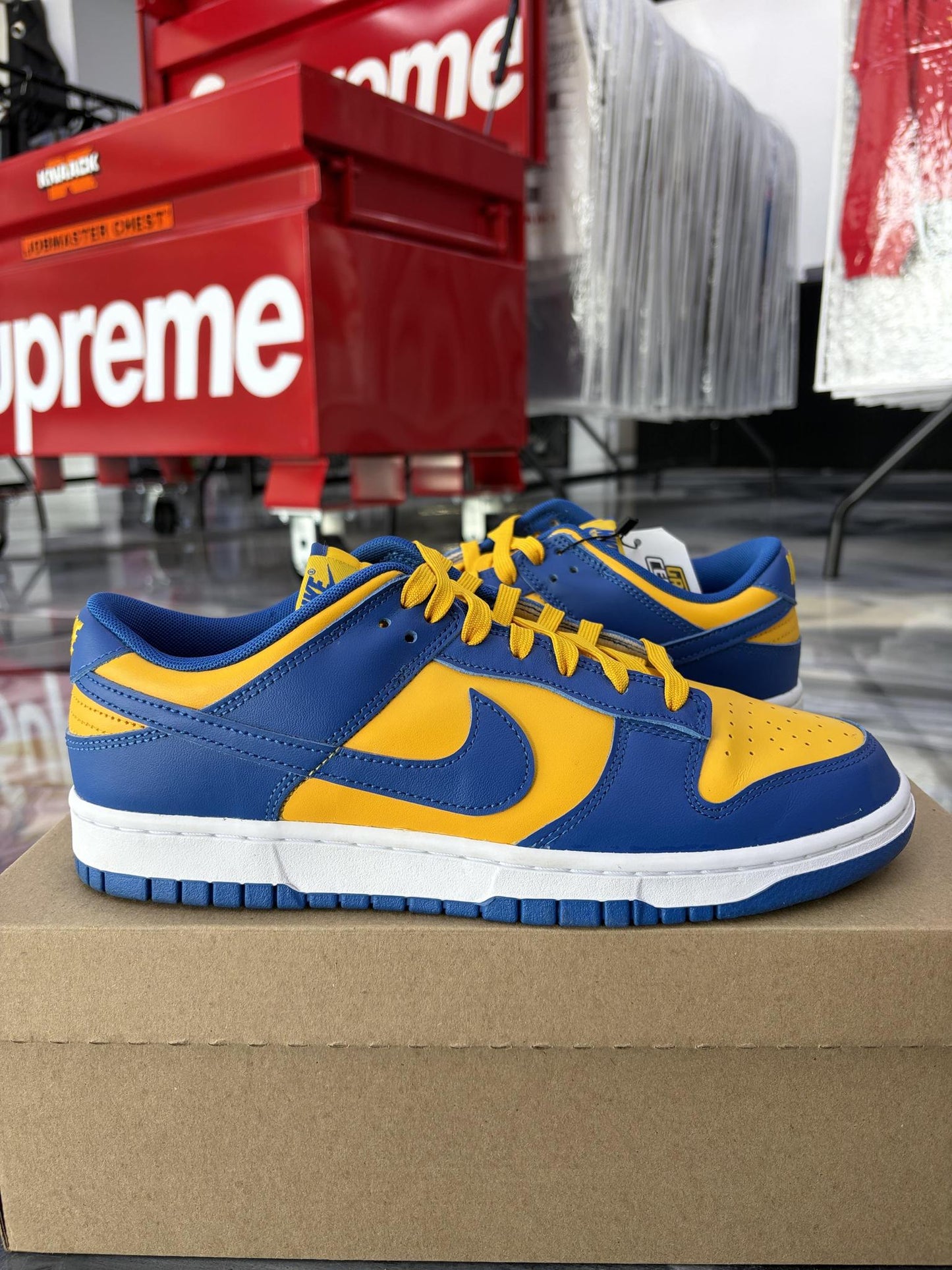 Nike Dunk Low "UCLA" Used Size 10