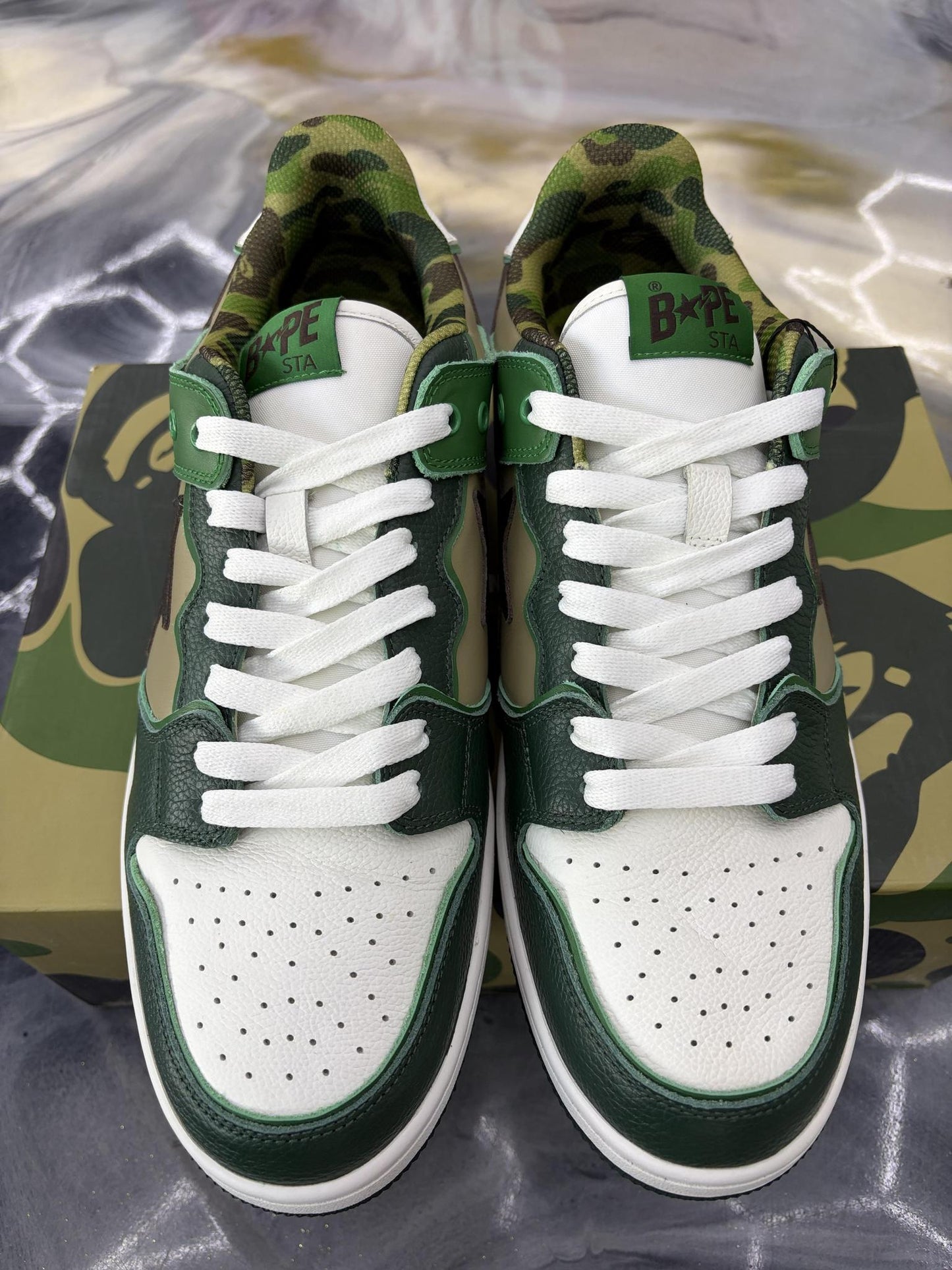 A Bathing Ape Bapesta "Green Camo" Used Size 13