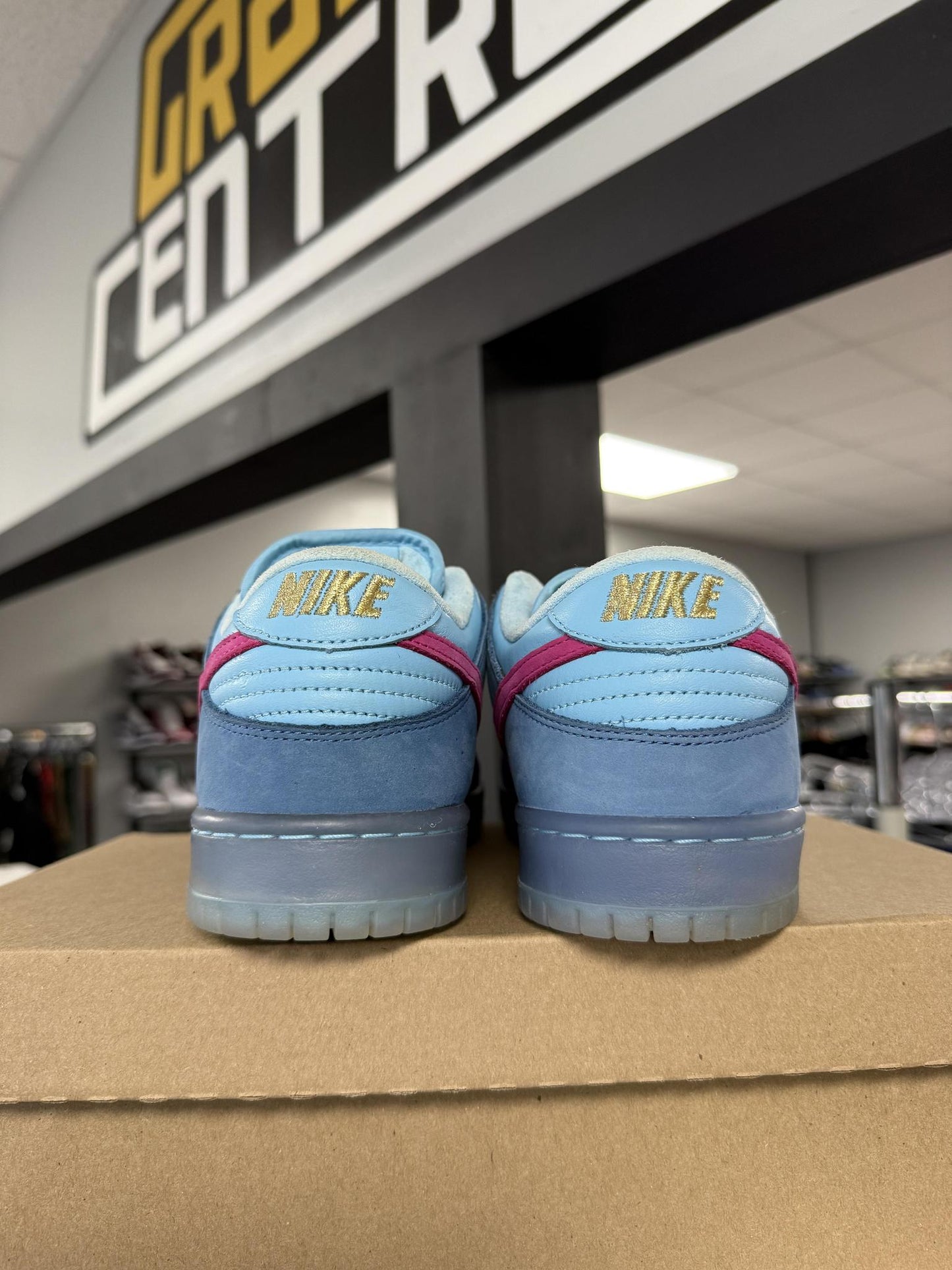 Dunk Low SB "Run The Jewels" Used Size 10.5