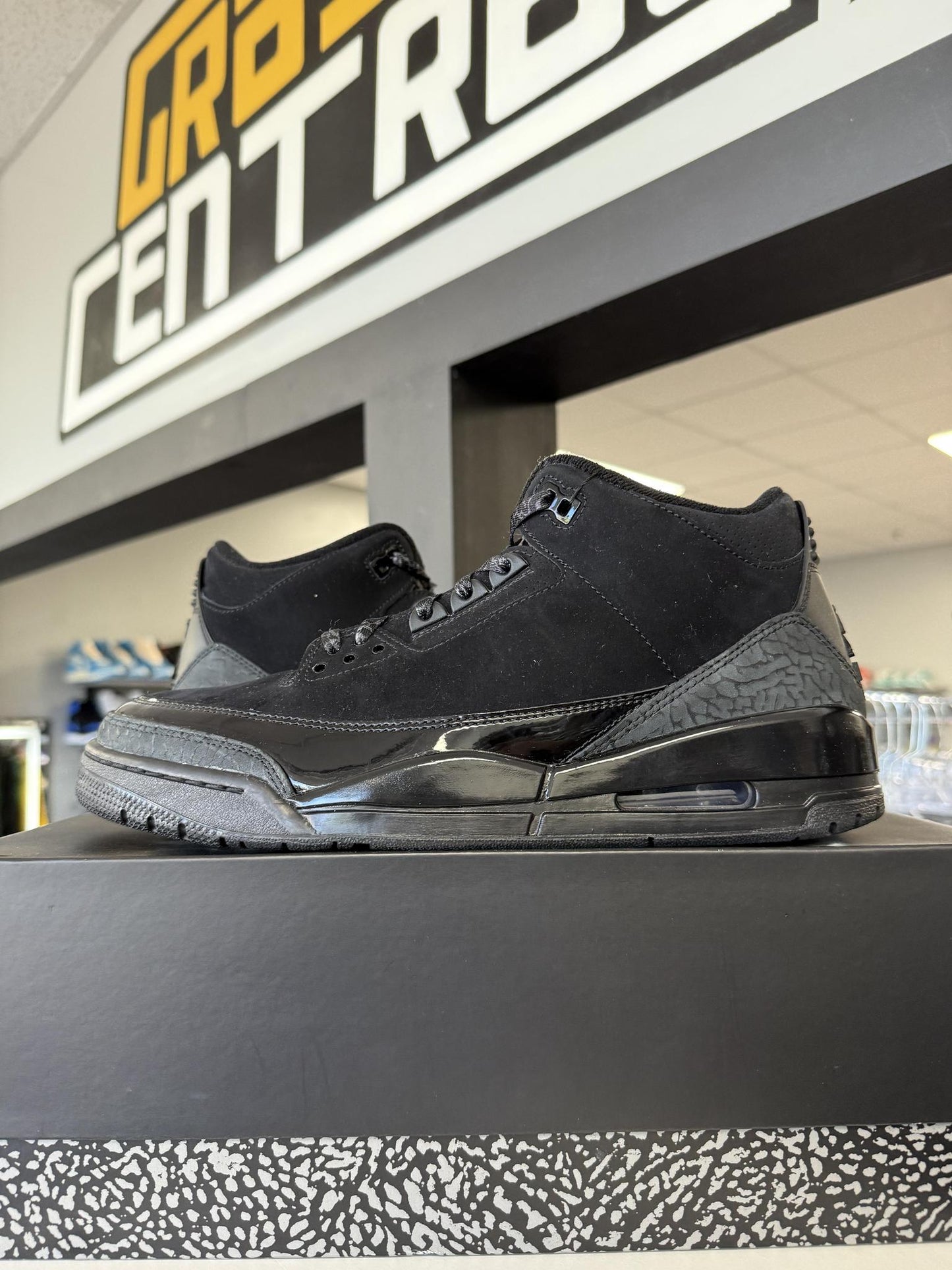 Jordan 3 "Black Cat" Used Size 11