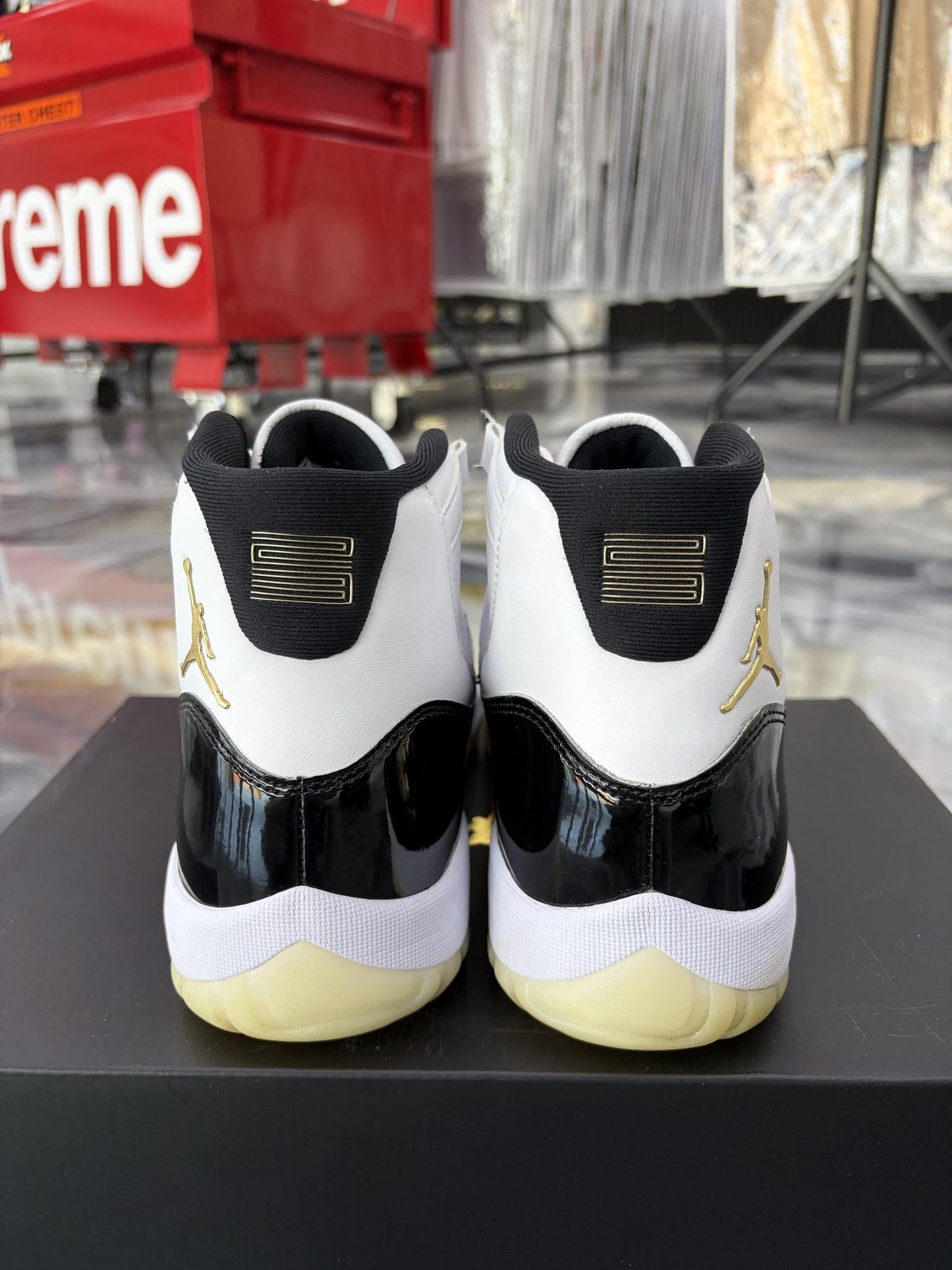 Jordan 11 "Gratitude" Used Size 10.5