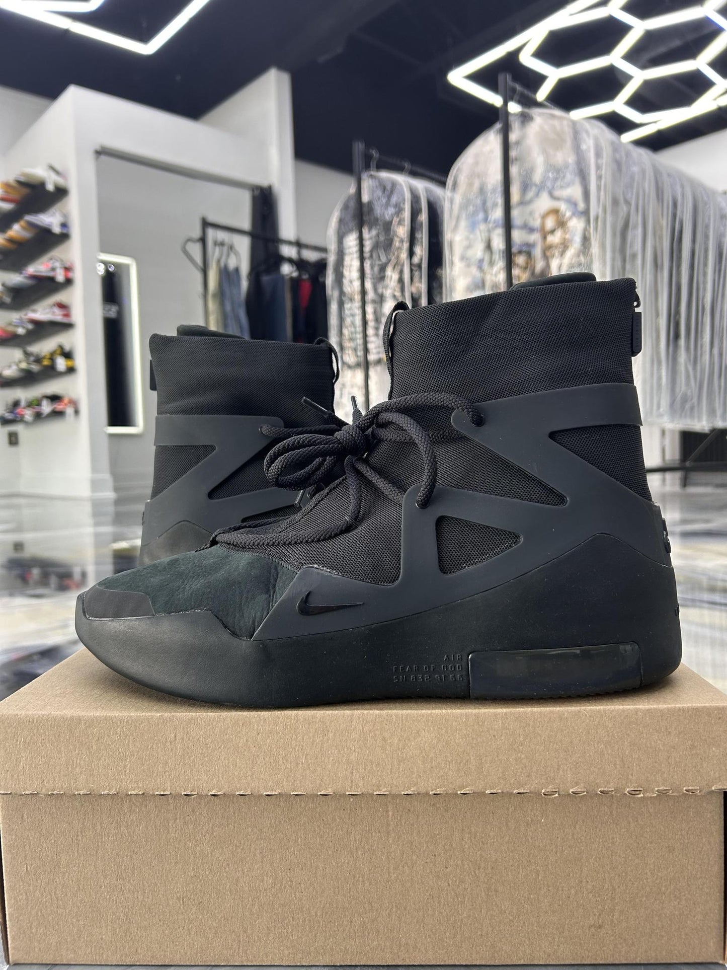 Nike x FOG 1 "Triple Black" Used Size 12